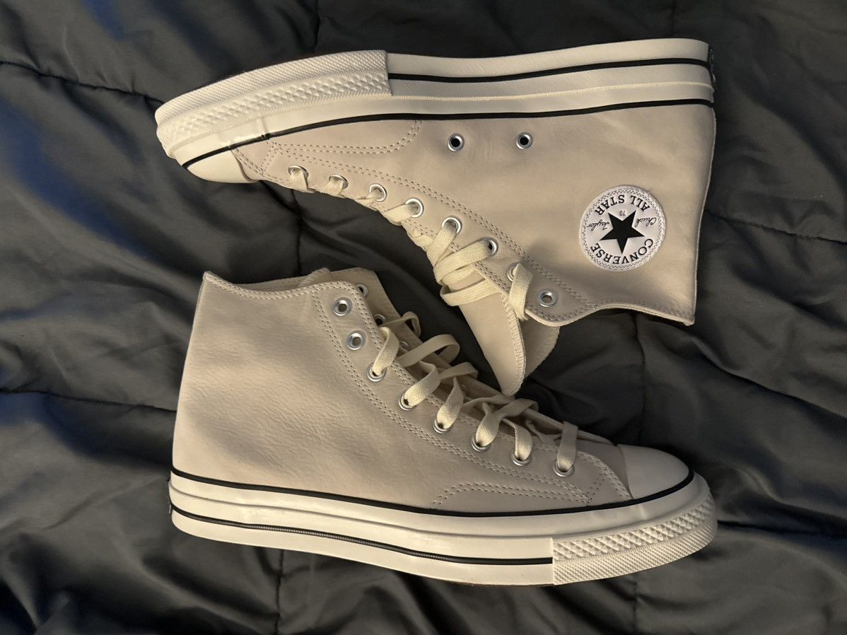 Barneys New York × Converse Barney’s New York x Converse Chuck 70 Hi sz 10.5 Size US L / EU 52-54 / 3 - 2 Thumbnail