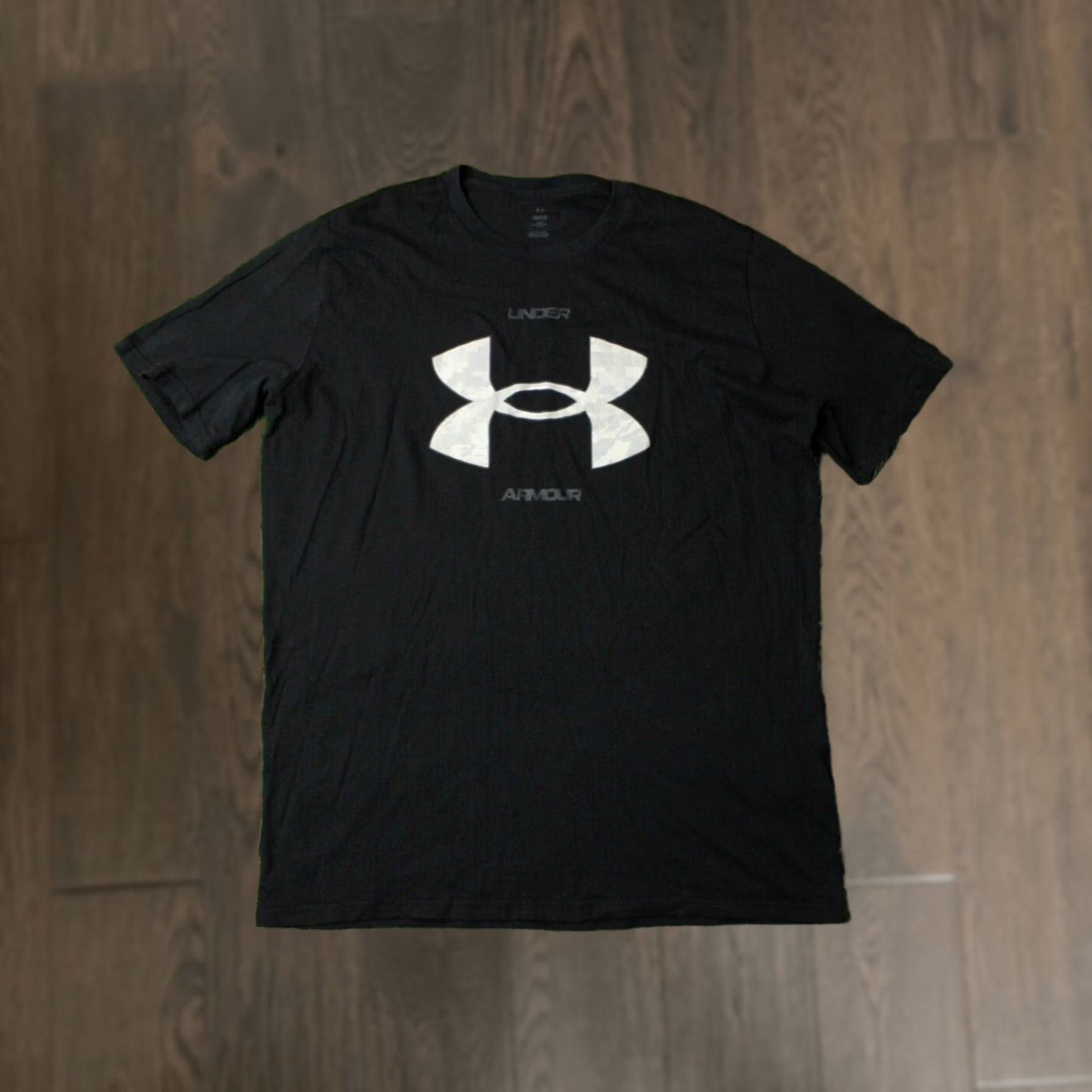 Under Armour UNDER ARMOUR Shirt JERSEY T-Shirt Mens L Gray 2022 Training Casual Short Sleeve Logo Size US L / EU 52-54 / 3 - 1 Thumbnail