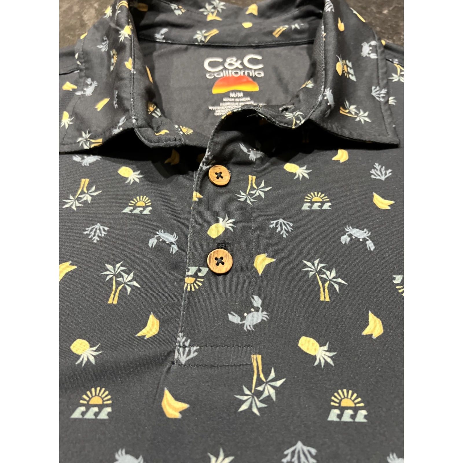 Vintage C&C California Pineapples & Bananas Golf Polo Shirt M Blue Men Polo Shirt Banana Golf Size M Size US M / EU 48-50 / 2 - 5 Thumbnail