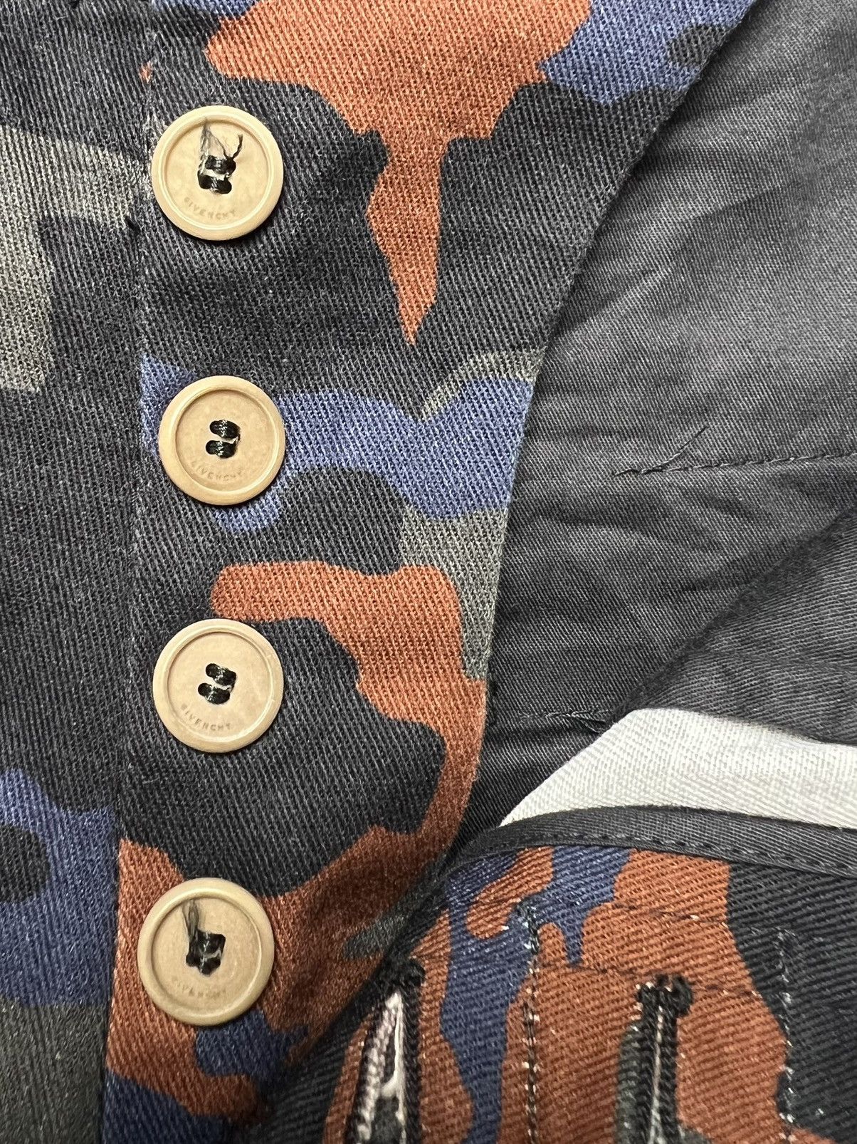 Givenchy Spring 2014 Givenchy by Riccardo Tisci Camo Pants Size US 31 - 6 Thumbnail