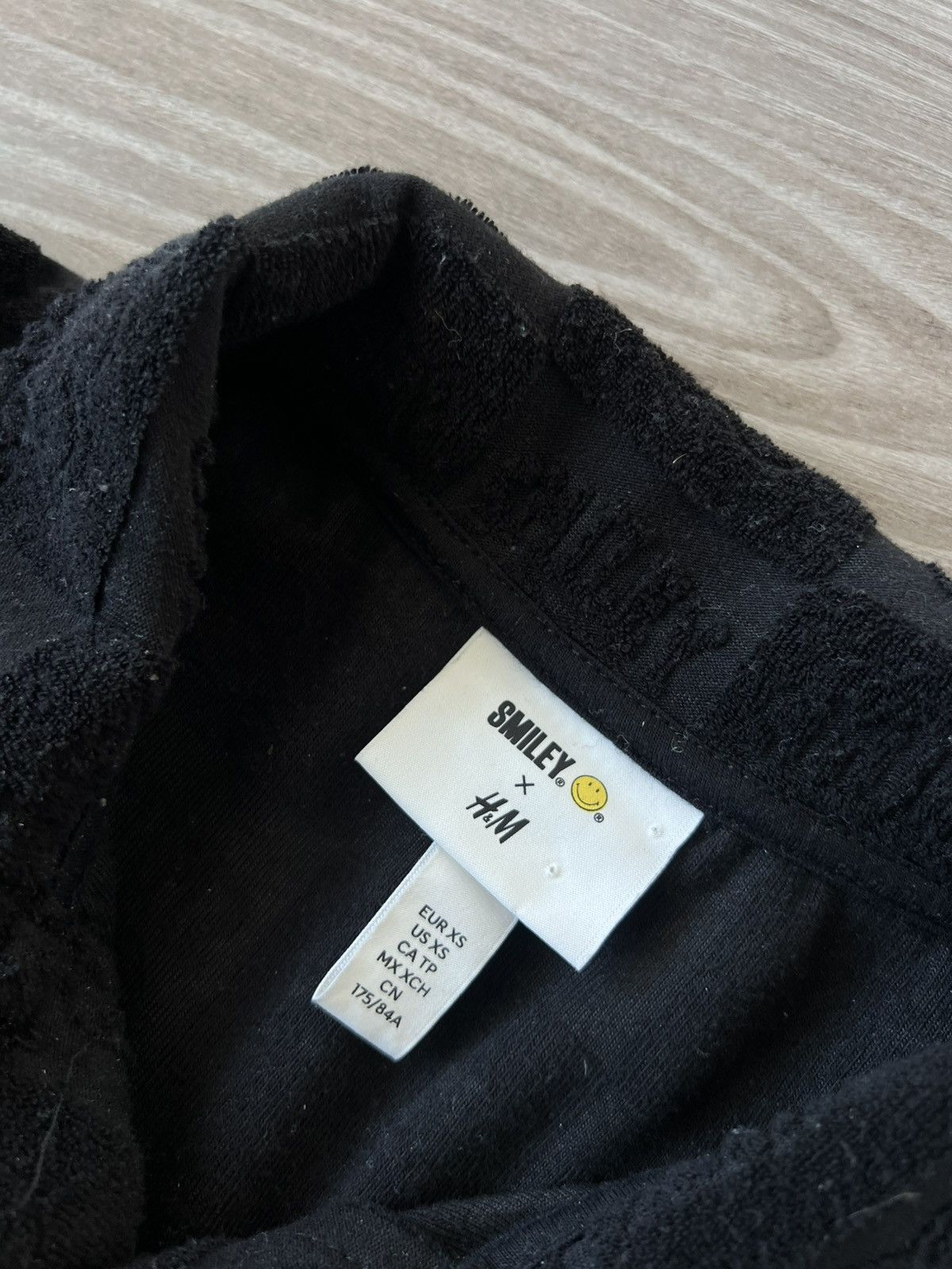 H&M × Other H&M x Smile Mens Textured Polo Shirt Tee‼️ Size US S / EU 44-46 / 1 - 19 Thumbnail