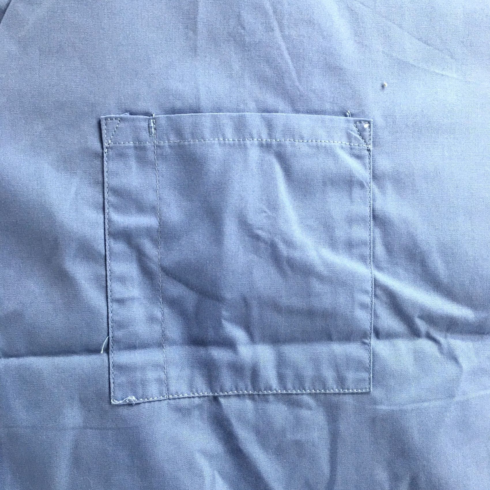 Cherokee Cherokee Workwear Scrub Tops Mens Large Blue V-Neck Short Dolman Sleeve Pocket Size US 33 - 4 Thumbnail
