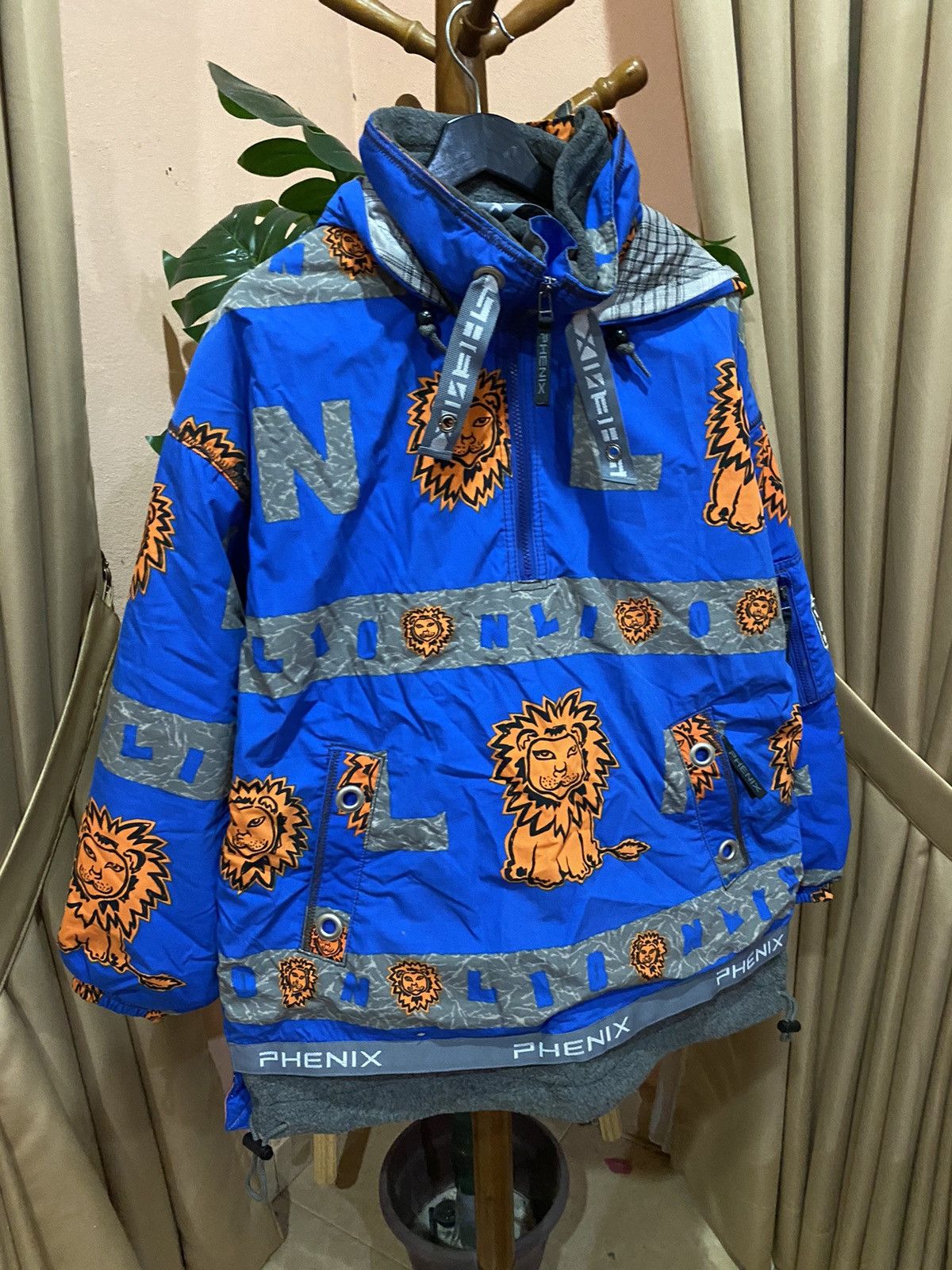 Phenix Phenix Lion Print Ski Jacket Bold and Functional Winterwear Size US L / EU 52-54 / 3 - 3 Thumbnail