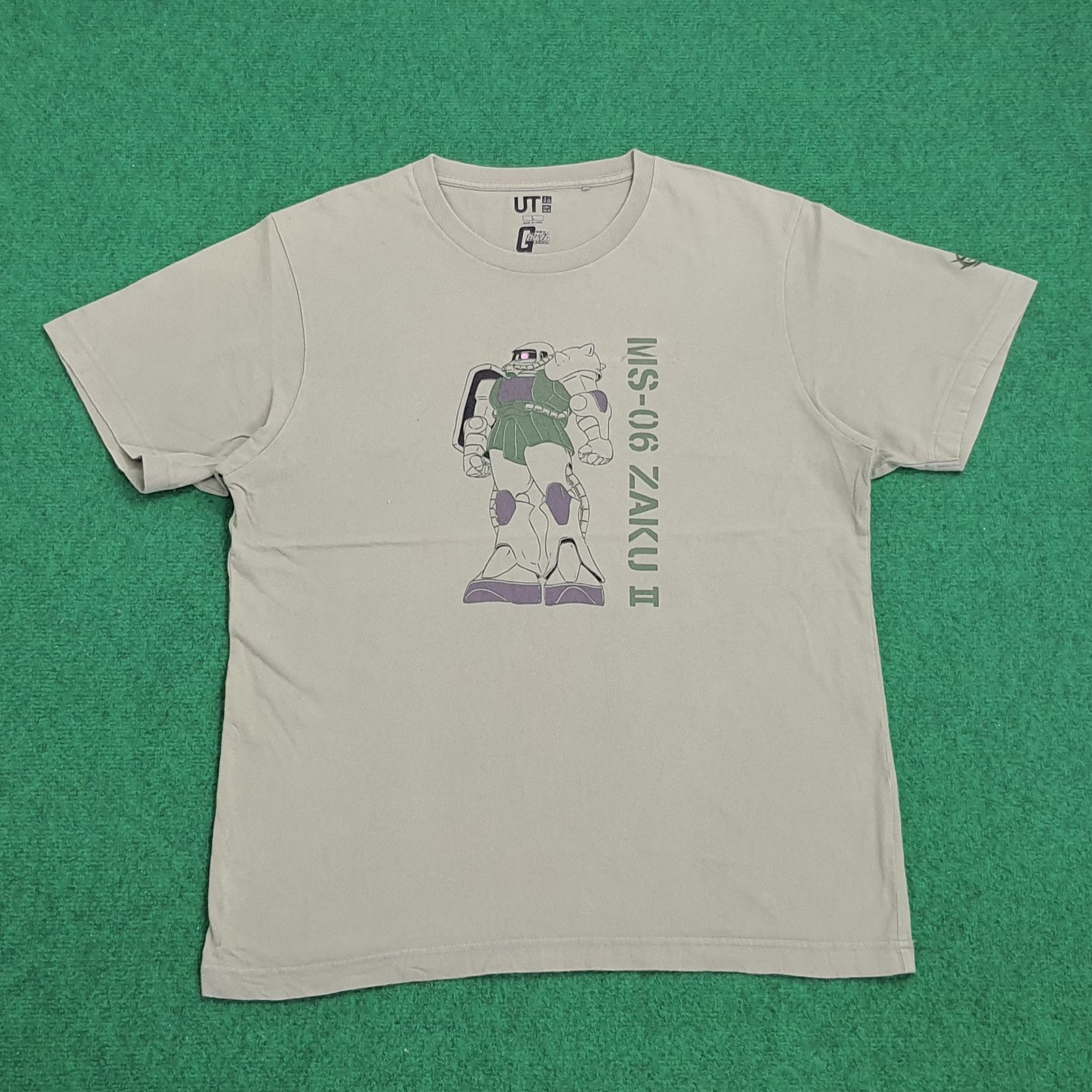 Gundam x Uniqlo