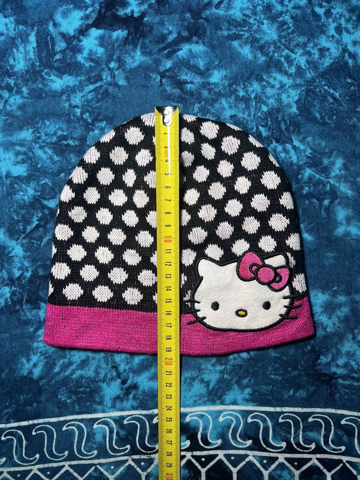 Japanese Brand Vintage Y2k Hello Kitty Beanie Hat Big Logo Size ONE SIZE - 5 Thumbnail