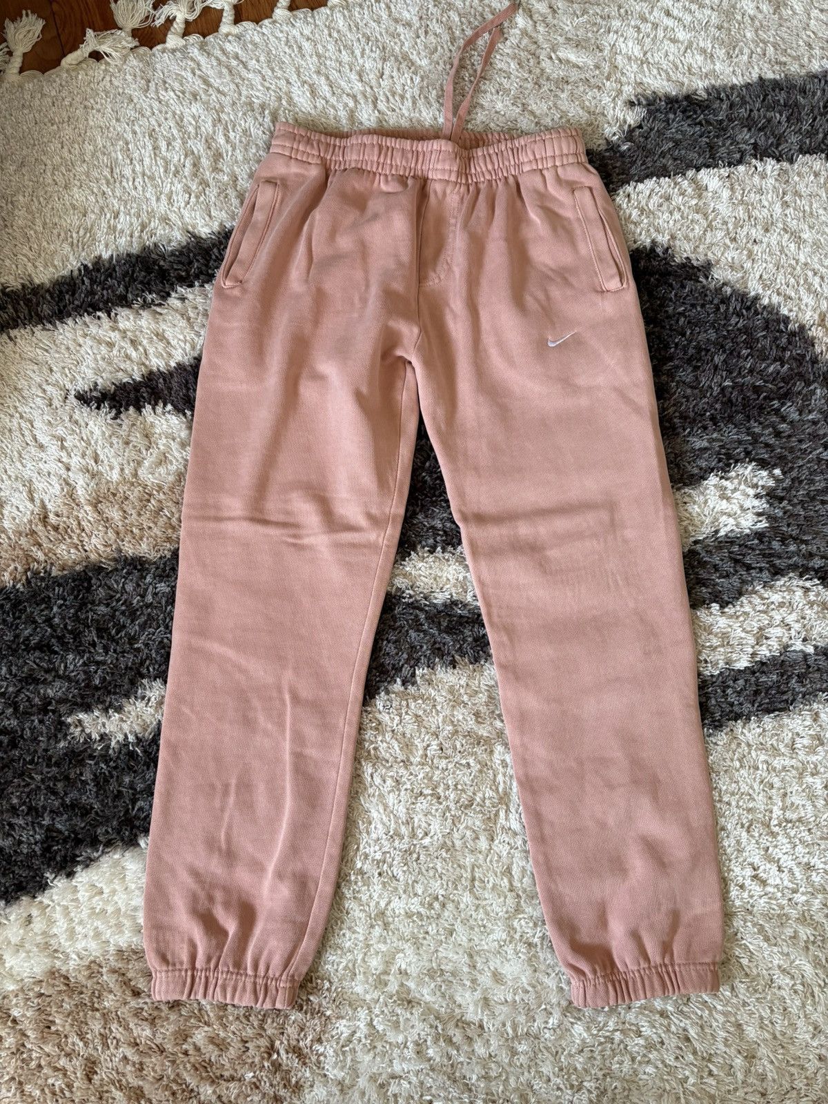 Nike Nike Sweatpants Size US 30 / EU 46 - 1 Thumbnail