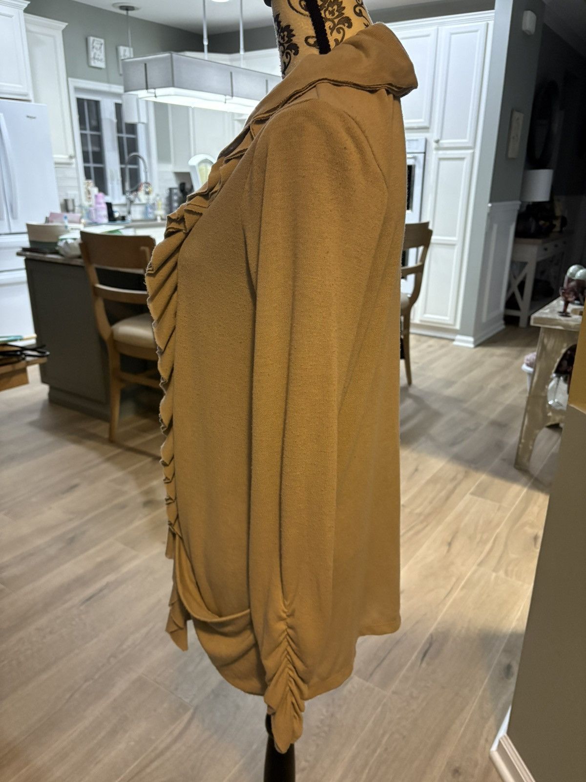 Other Studio Y size large tan open front cardigan Size L / US 10 / IT 46 - 8 Thumbnail
