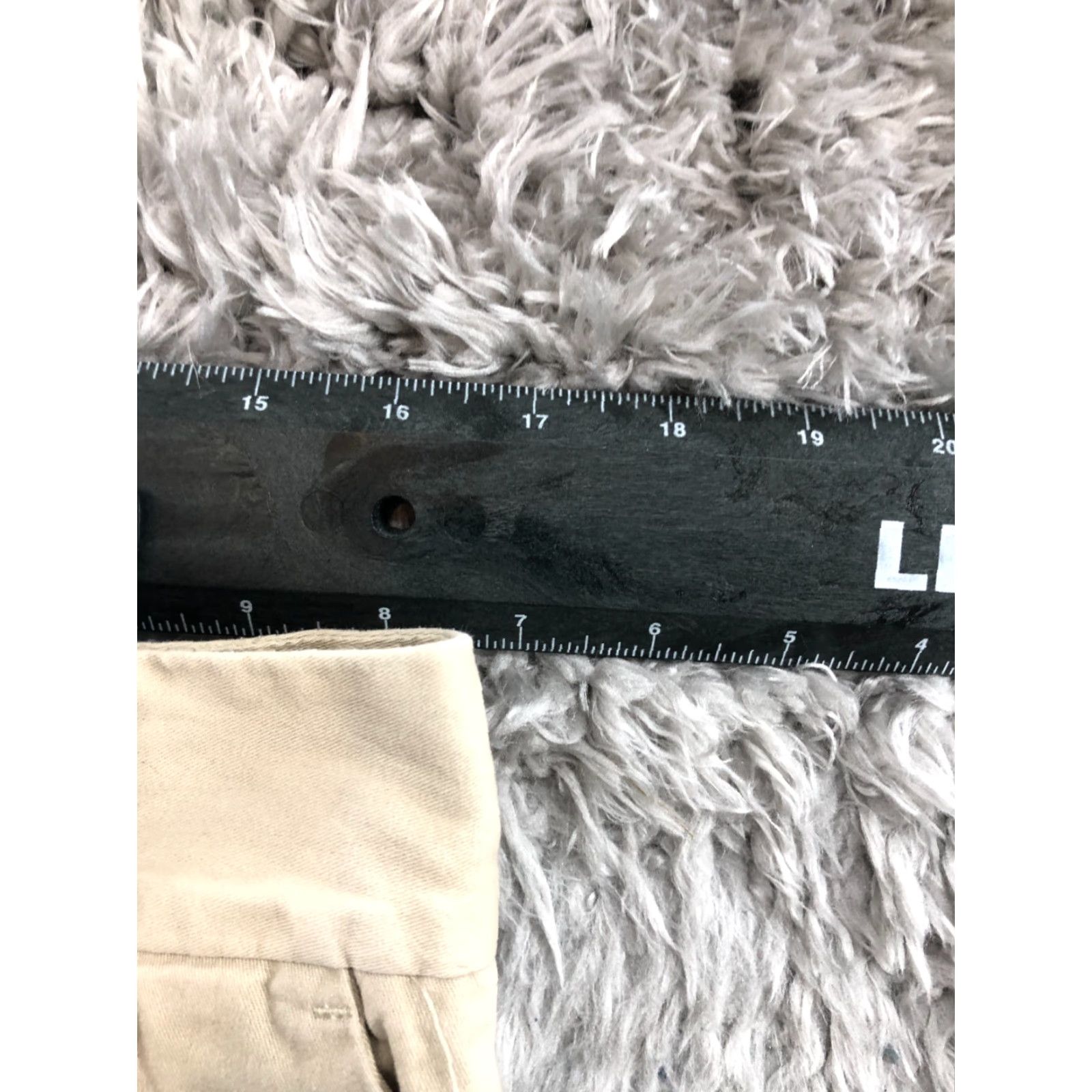 Loft LOFT Khaki Chino Shorts Womens Size 6 Mid Rise Medium Wash Beige Hook Eye Casual Beach Driving Walking 5-Pocket Regular Size 28" / US 6 / IT 42 - 2 Thumbnail