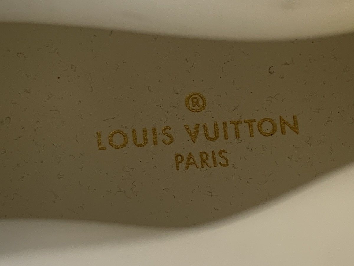 Louis Vuitton All white Louis Vuitton landscape boots Size US 7.5 / EU 40-41 - 13 Thumbnail