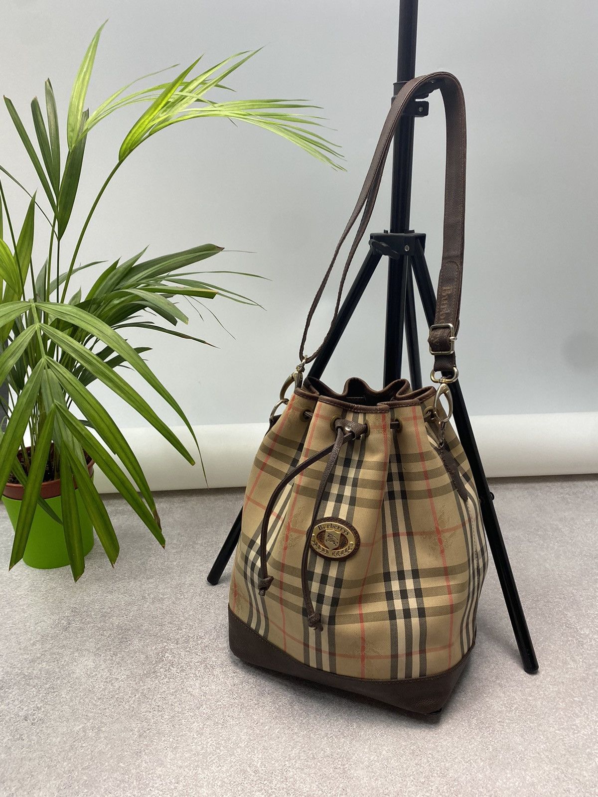 image of Burberrys Nova Check Bucket Bag in Beige, Men's