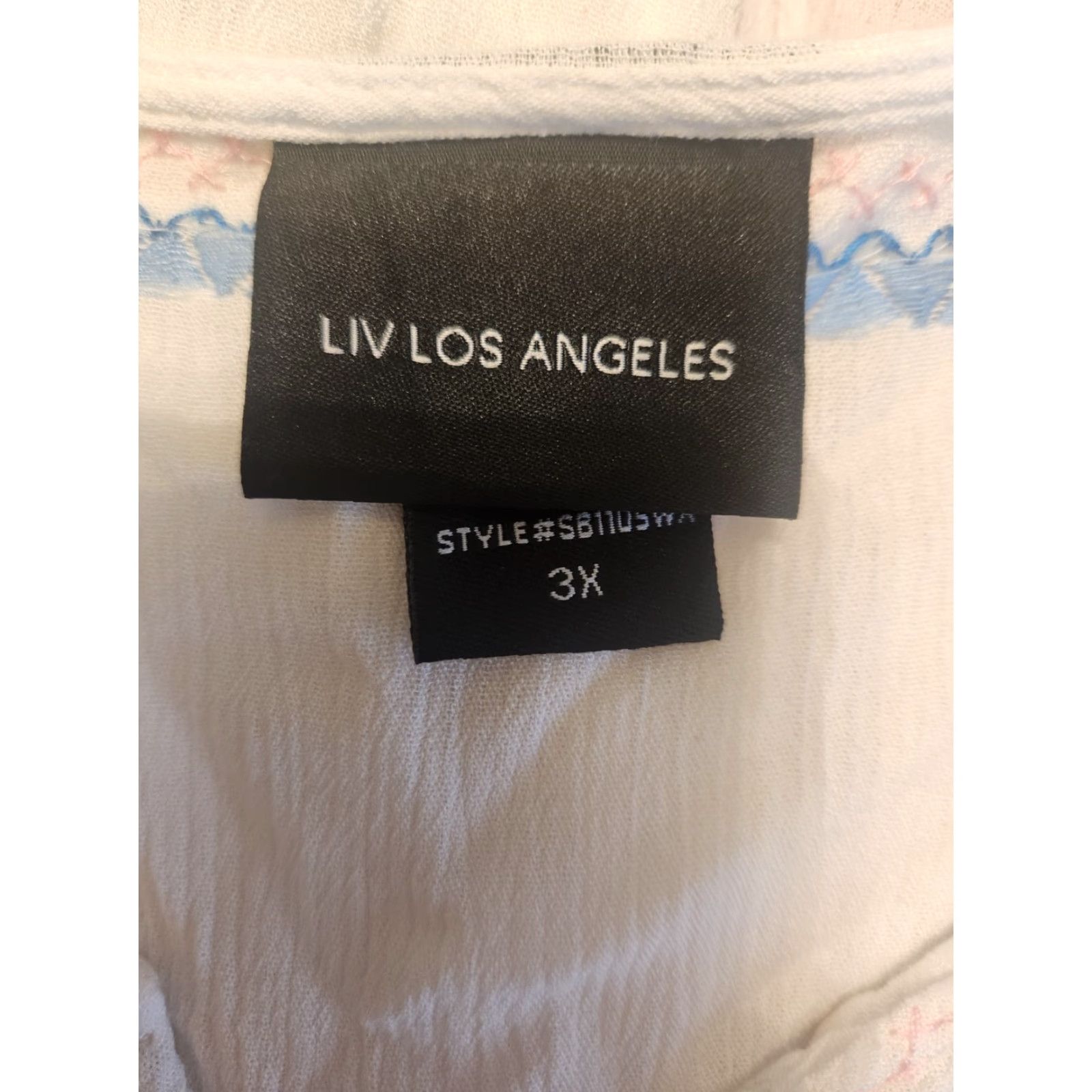 Vintage Liv Los Angeles White Crinkle Embroidered Floral Top Blouse 3X Womens Bohemian Hippie V-Neck Short Sleeve Vintage No - Size XXL / US 16-18 / IT 52-54 - 6 Thumbnail