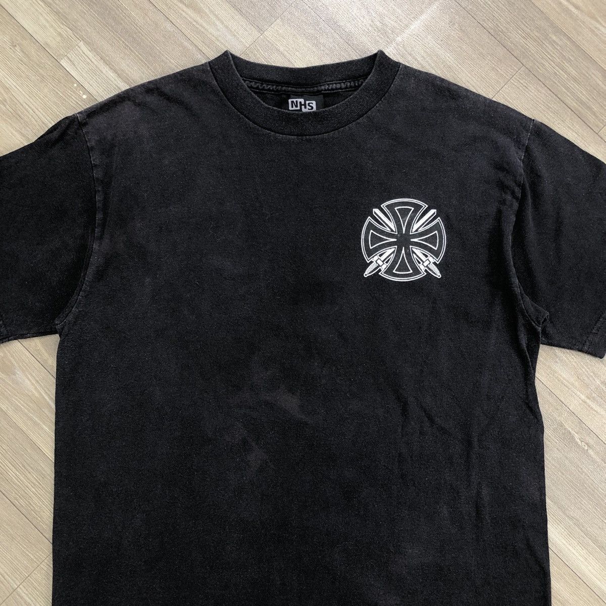 Independent Truck Co. × Vintage Vintage 90s Independent Truck Rowley Skateboarding Tee Size US M / EU 48-50 / 2 - 6 Thumbnail