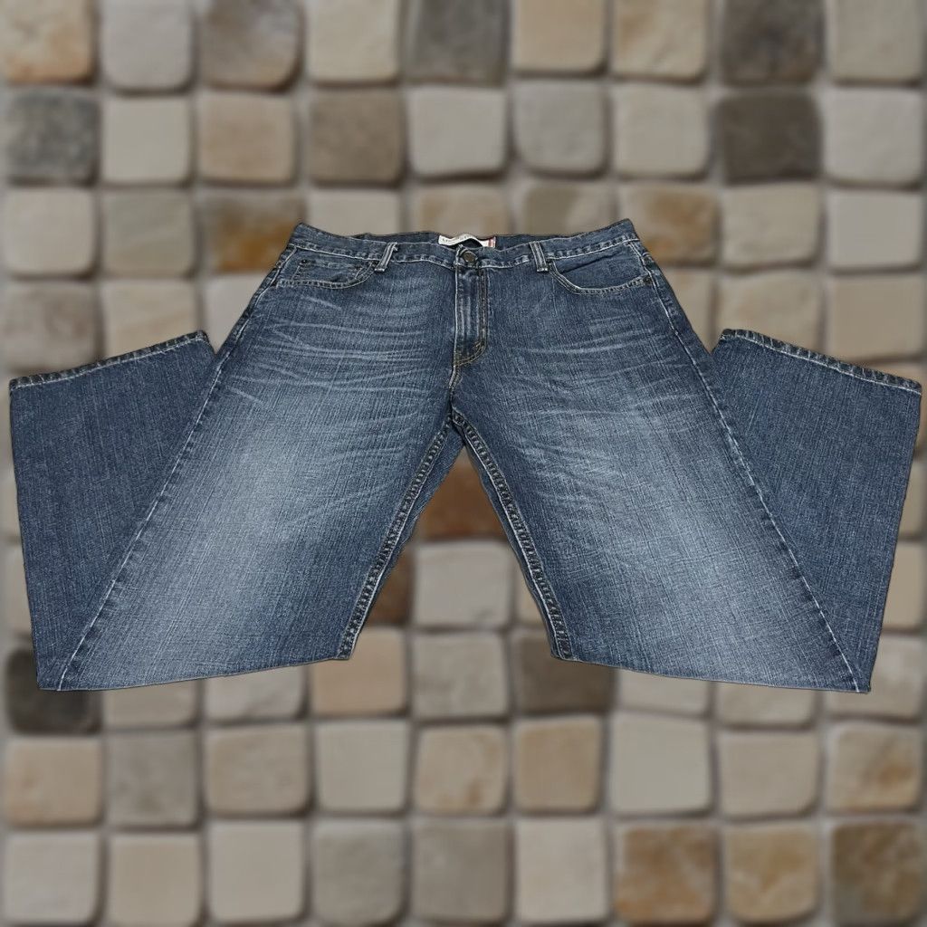Levi's VINTAGE Levi's 569 Jeans Mens Regular 36x32 Blue Denim Straight Leg Loose Relaxed Fit 569 Model 500 Series Jeans Mens Size US 36 / EU 52 - 1 Thumbnail