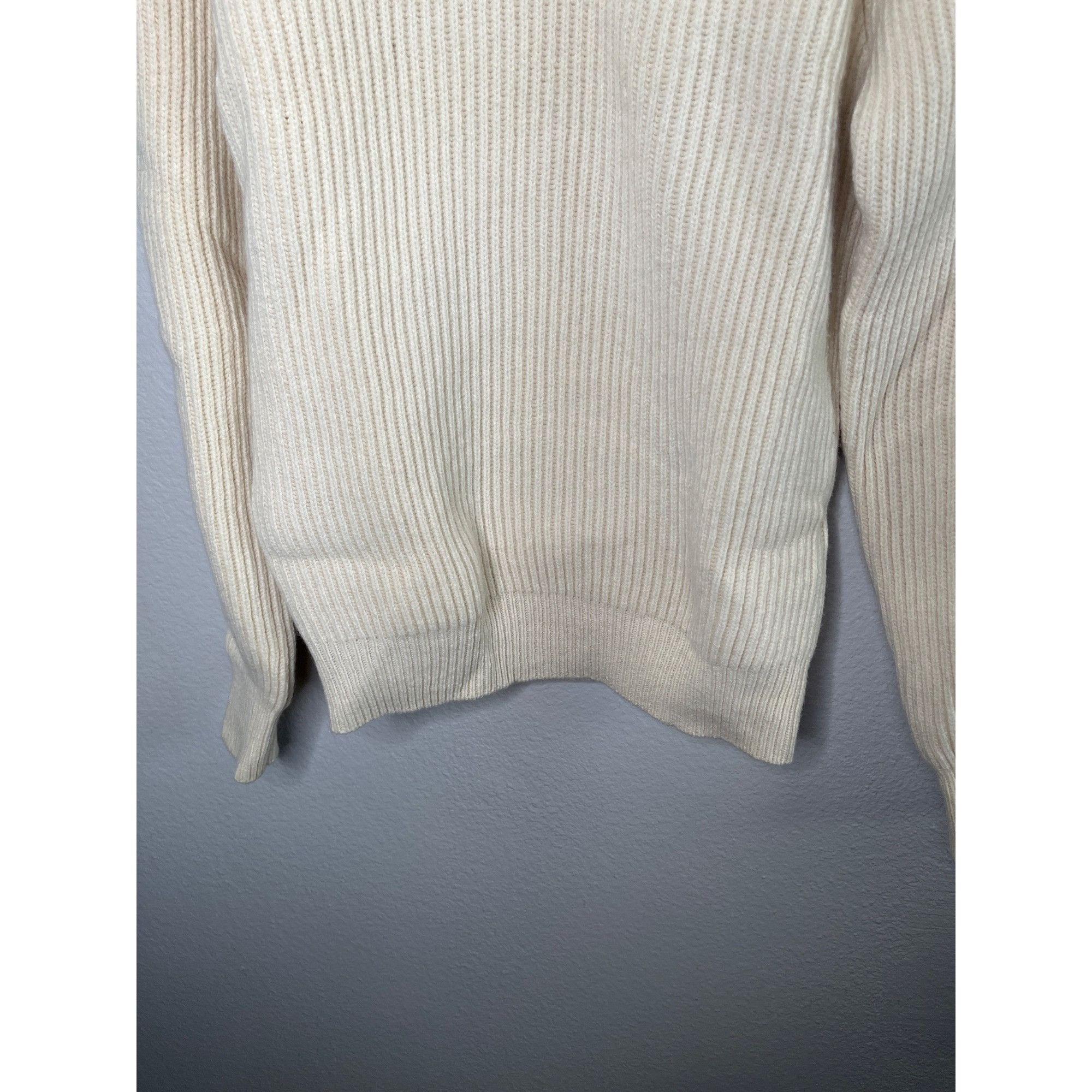 Alexander McQueen Alexander McQueen Mens Cream Ribbed Knit Wool Sweater Size US M / EU 48-50 / 2 - 3 Thumbnail