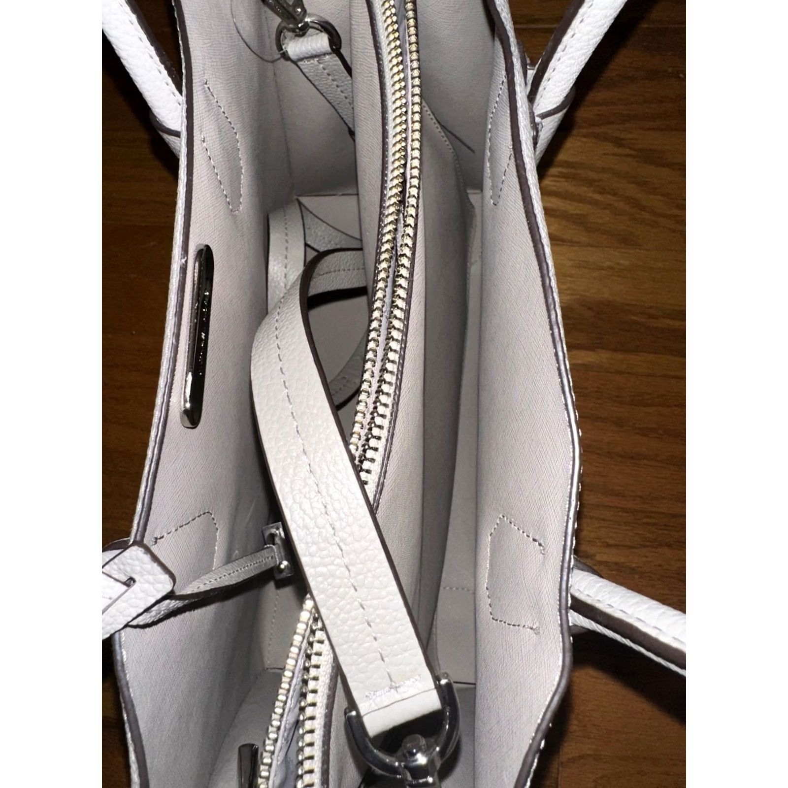 Michael Kors Michael Kors Mercer Pearl Gray Convertible Pebbled Leather Accordion Tote Bag Women Size ONE SIZE - 3 Thumbnail