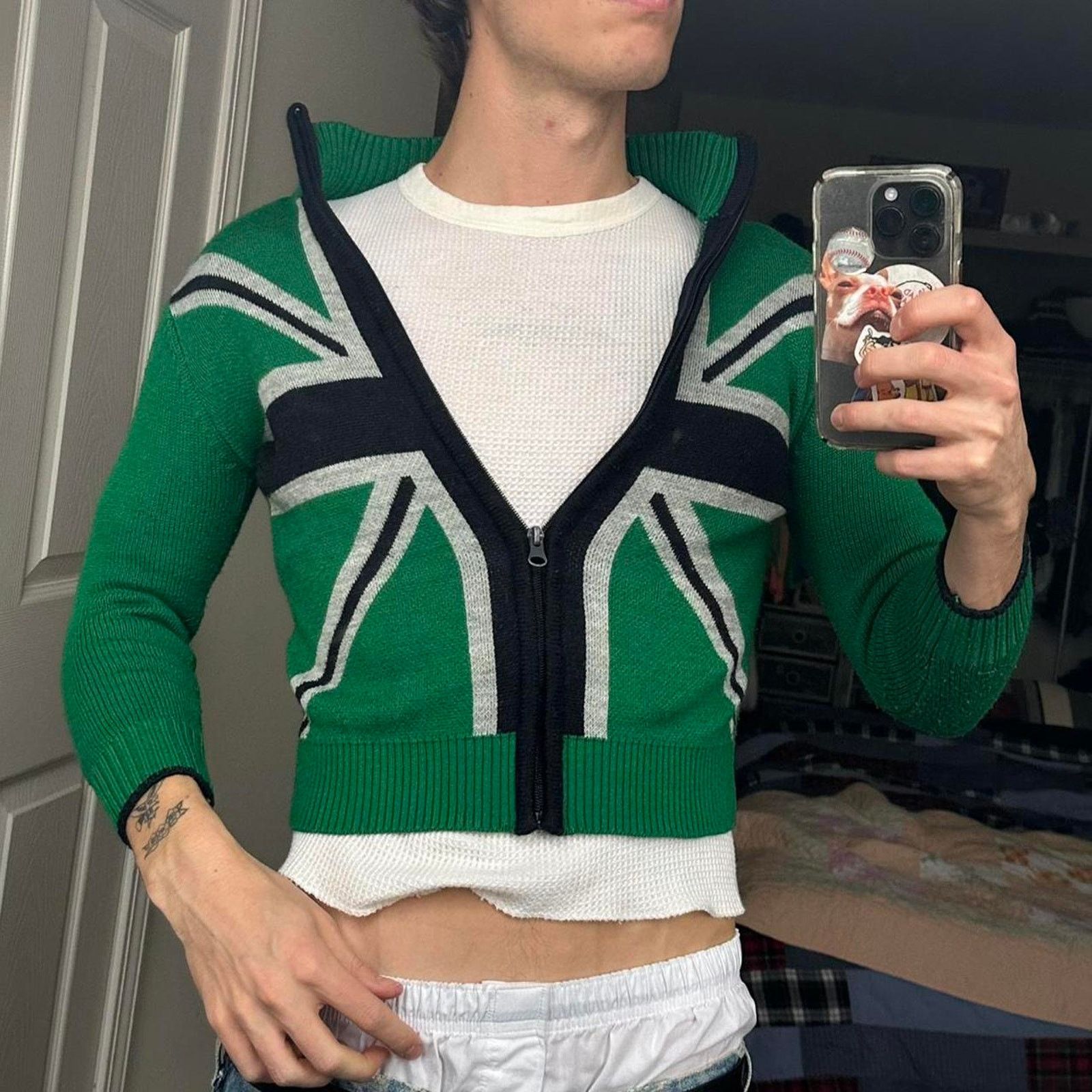 Vintage Vintage Y2K UK Union Jack Flag Sweater Youth Zip Up Size XXS / US 00 / IT 34 - 1 Thumbnail