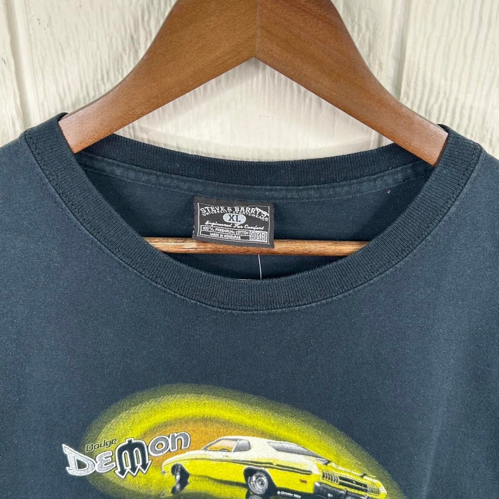 Steve And Barrys Y2K Yellow Dodge Demon Car Graphic Tee Size X-Large Size US XL / EU 56 / 4 - 5 Thumbnail