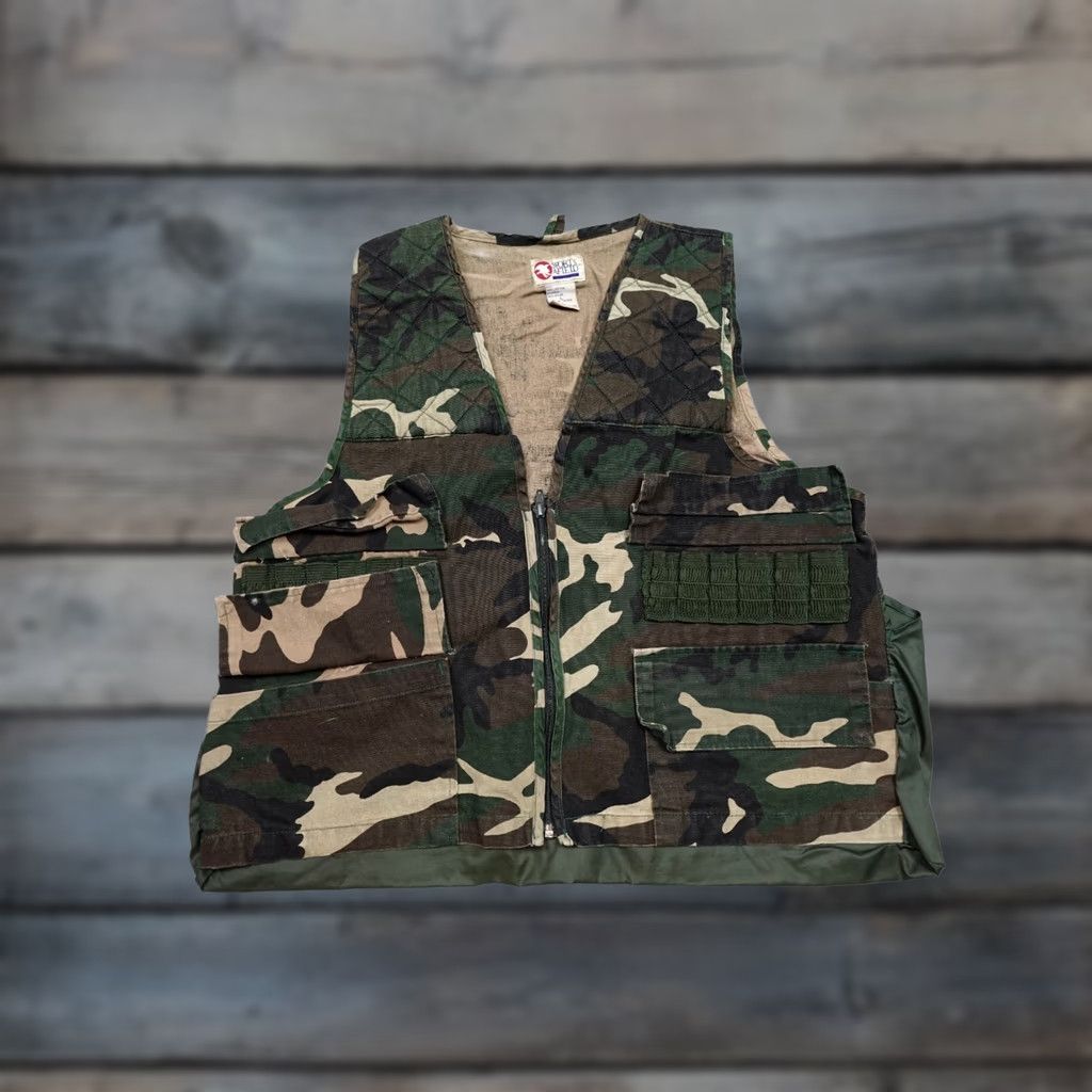 Vintage Sports Afield Vest Shirt Mens L Green Camouflage Quilted Padded Winter Hunting Outdoors Streetwear Size US L / EU 52-54 / 3 - 1 Thumbnail