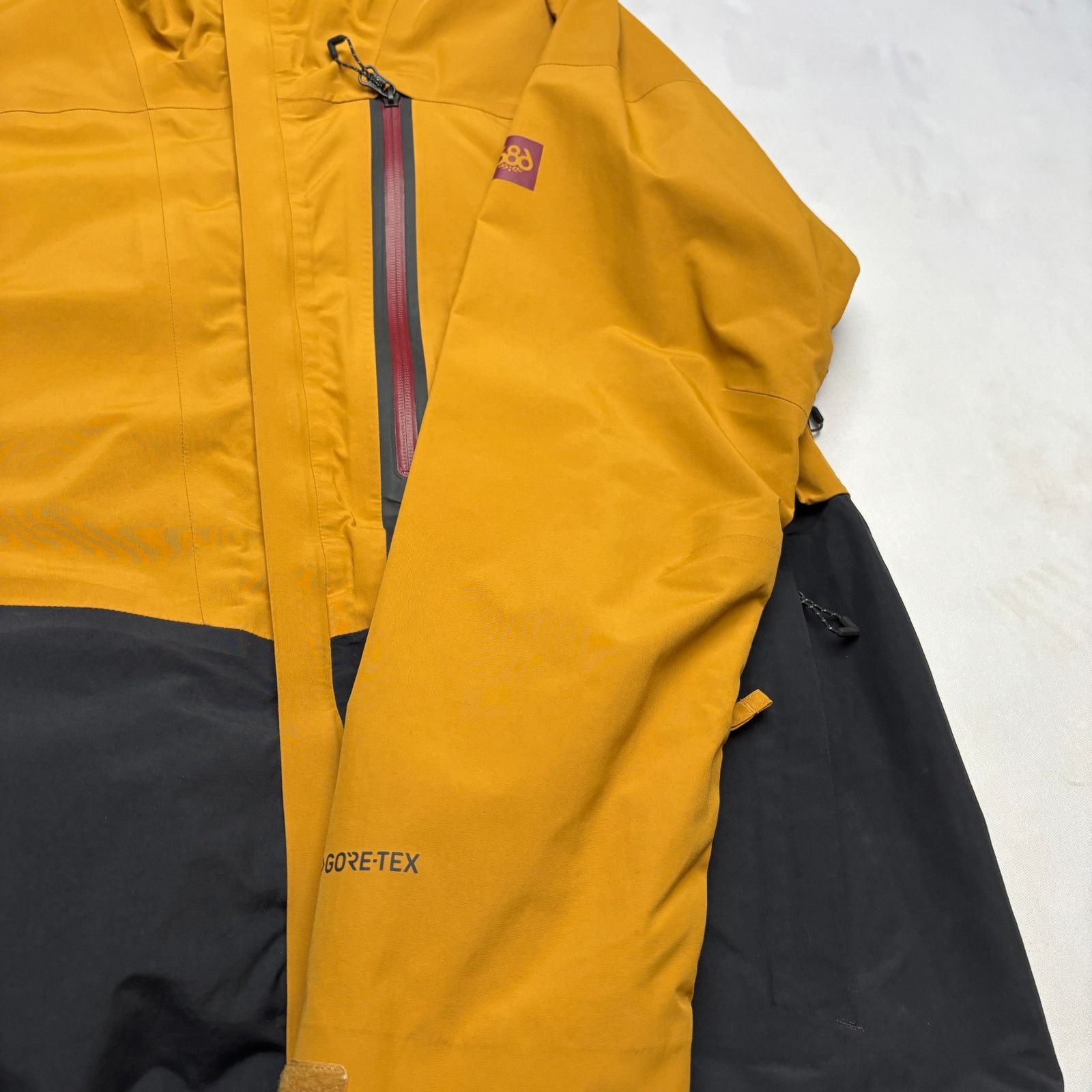 686 686 GLCR Project GTX GT Jacket Mens M Gorpcore Ski Snowboard Size US M / EU 48-50 / 2 - 4 Thumbnail