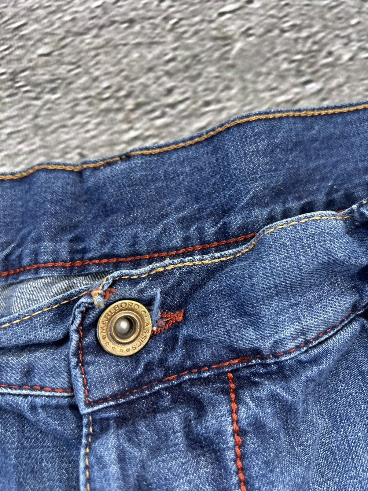 Marlboro Marlboro Jorts vintage baggy Y2K navy denim cargo shorts Size US 38 / EU 54 - 4 Thumbnail