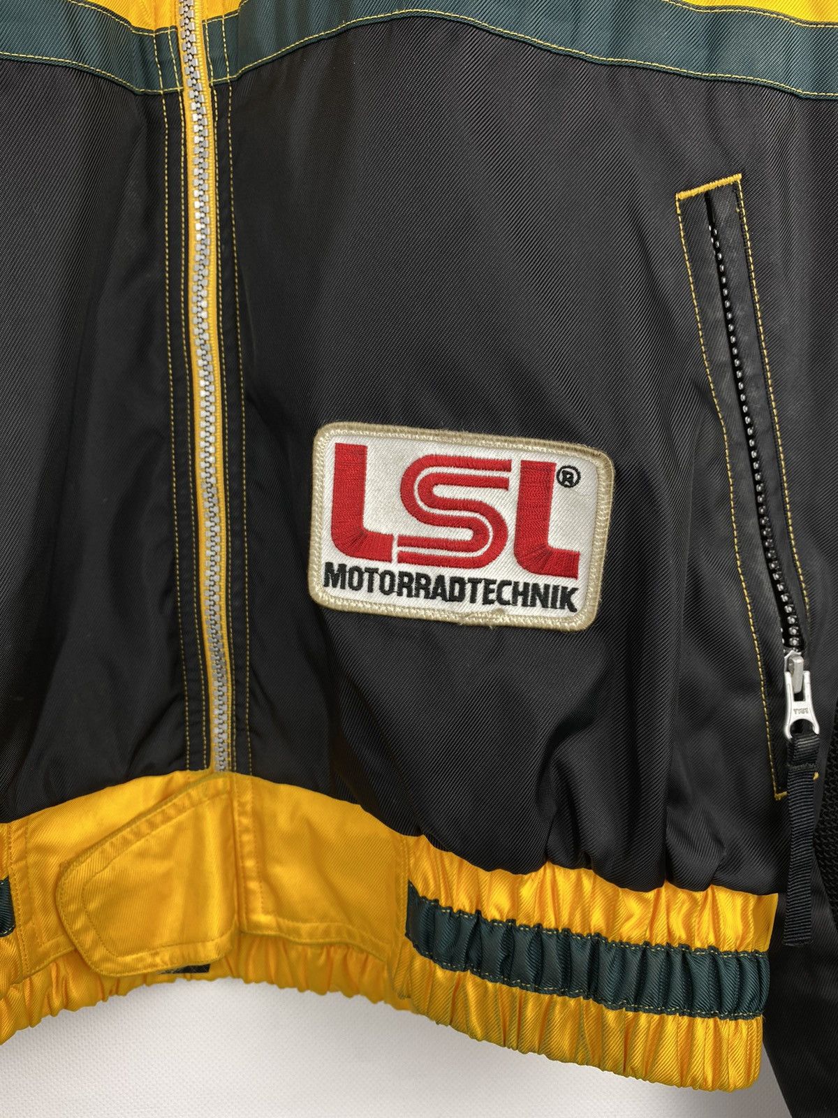 Other High Speed men’s racing jacket size L Size US L / EU 52-54 / 3 - 9 Thumbnail