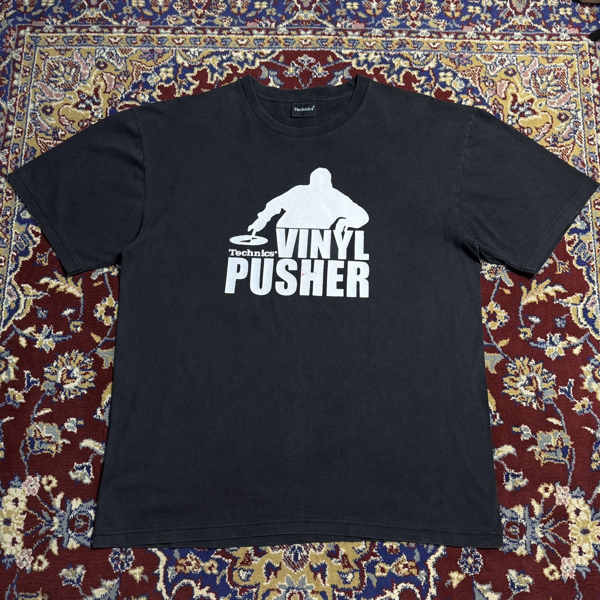 Vintage Vintage 2000s Technics Vinyl Pusher DJ Gear Y2K tee t-shirt Size US L / EU 52-54 / 3 - 1 Thumbnail