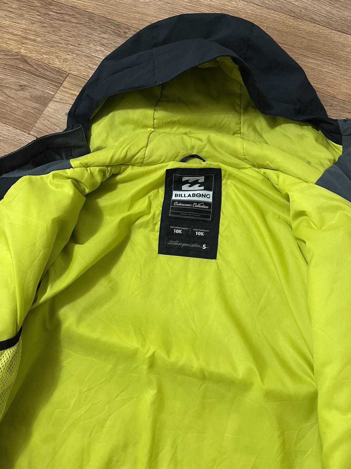 The Mountain Billabong Ski Outdoor Gore-Tex Jacket Size US S / EU 44-46 / 1 - 5 Thumbnail