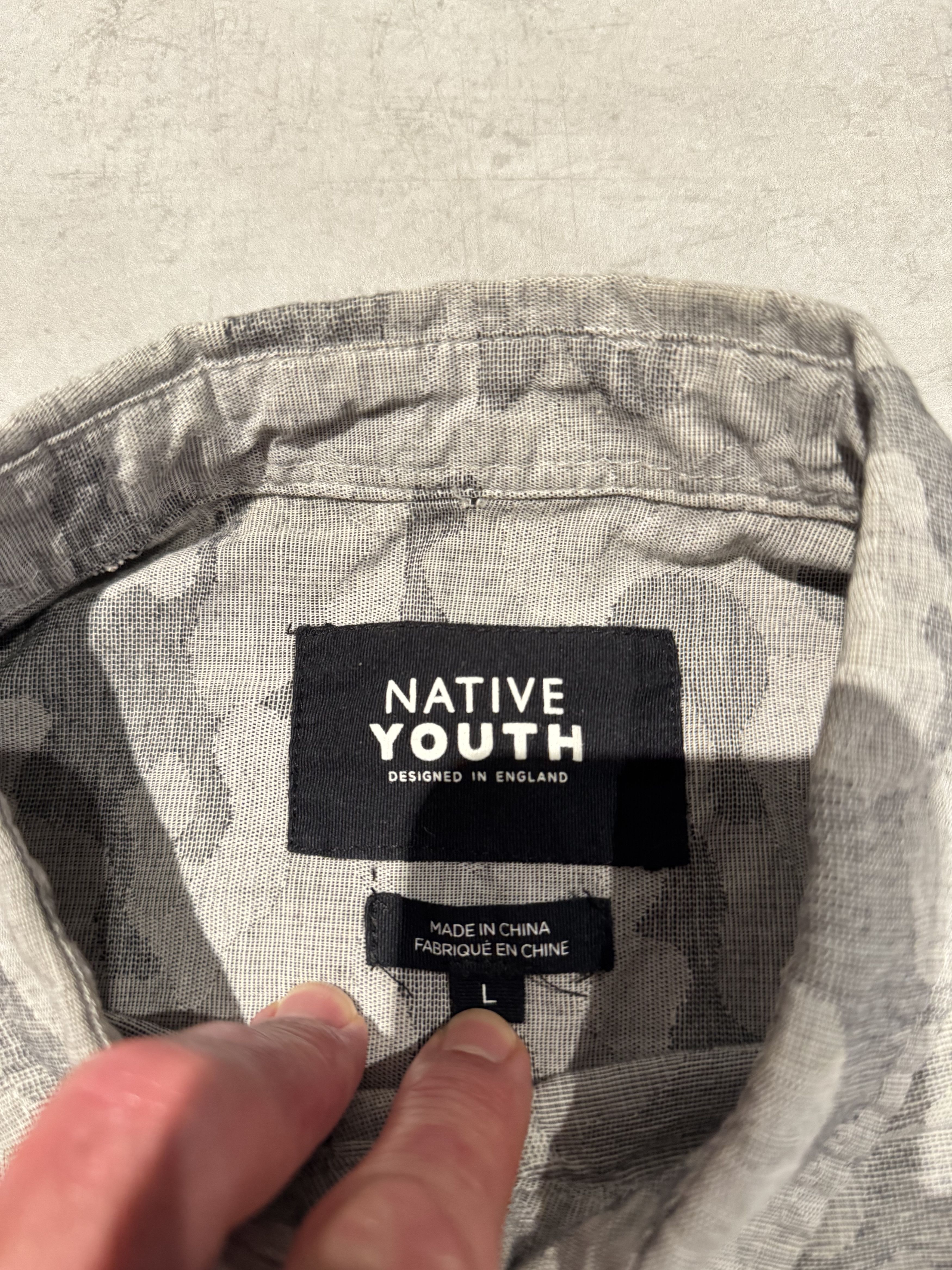 Native Youth Grayscale Camo Short Sleeve Button Up Size US L / EU 52-54 / 3 - 3 Thumbnail
