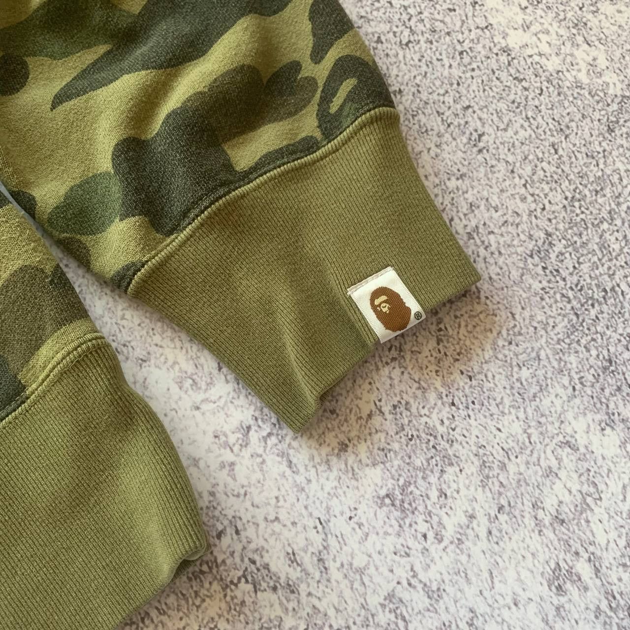 Bape A Bathing Ape Sweatshirt Long Sleeve Size US L / EU 52-54 / 3 - 5 Thumbnail
