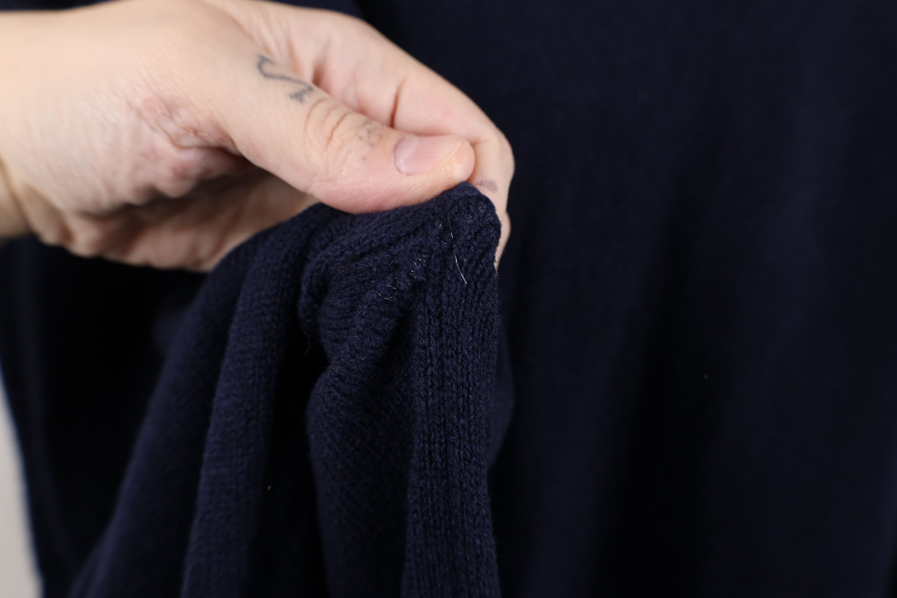 L.L. Bean Vintage 90s LL Bean Knit Crewneck Sweater Navy Blue Size US XXL / EU 58 / 5 - 6 Thumbnail
