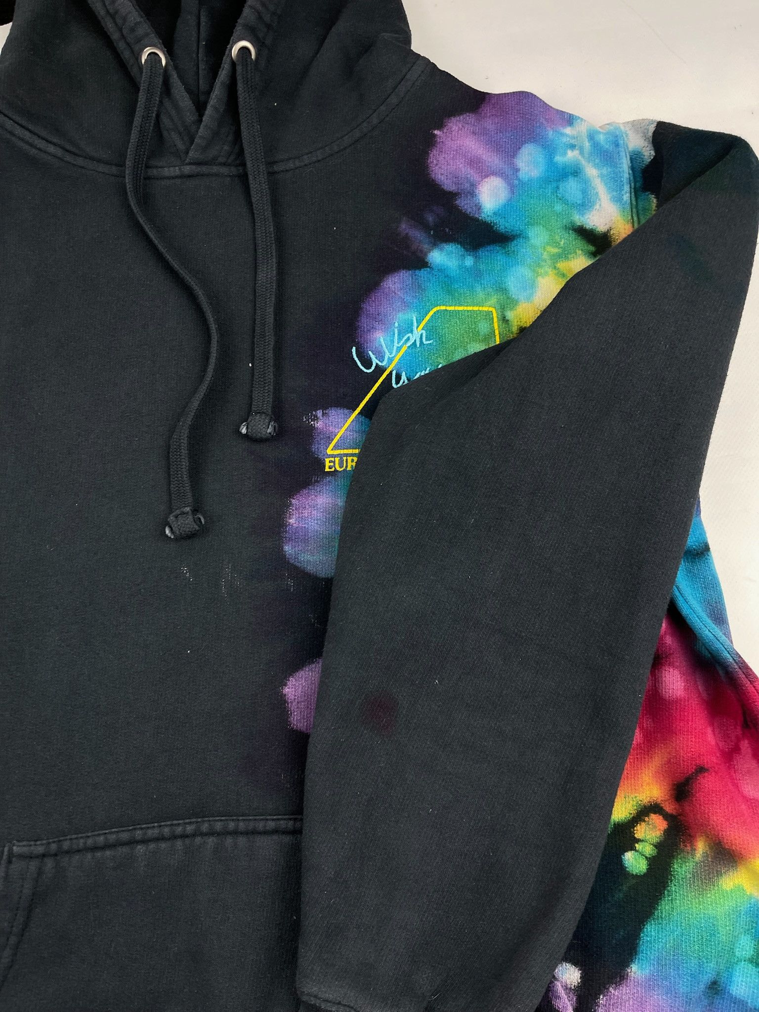 Travis Scott Travis Scott Astroworld 2019 Europe World Tour LIVE Hoodie Size US M / EU 48-50 / 2 - 4 Thumbnail