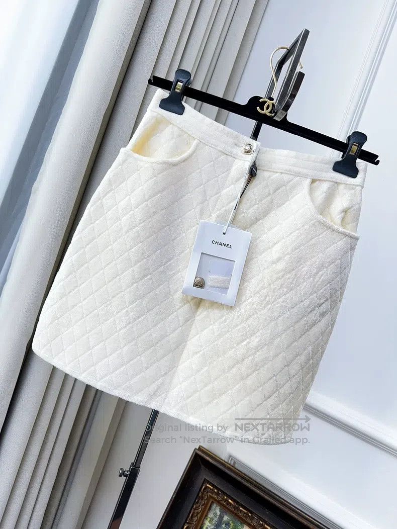 Chanel Chanel 20k equestrian series beige diamond plaid velvet sk Size 24" / US 00 / IT 34 - 8 Thumbnail
