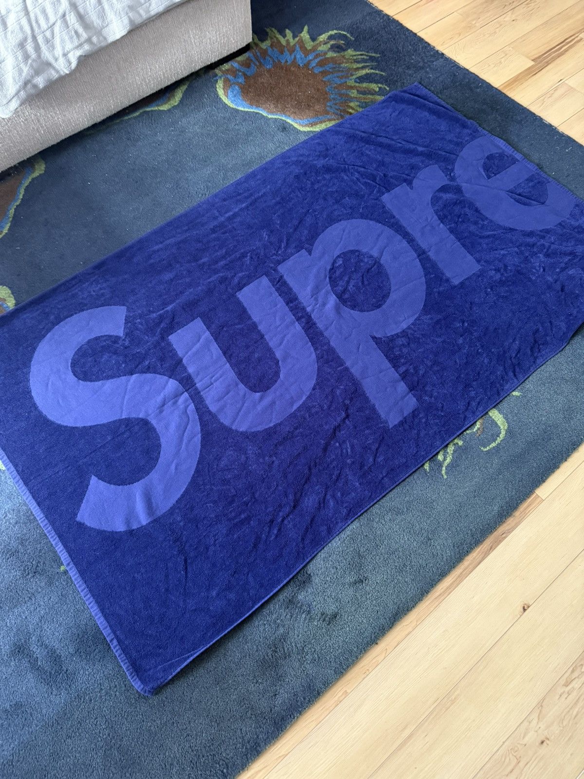 Supreme Tonal Logo Towel Size ONE SIZE - 1 Thumbnail