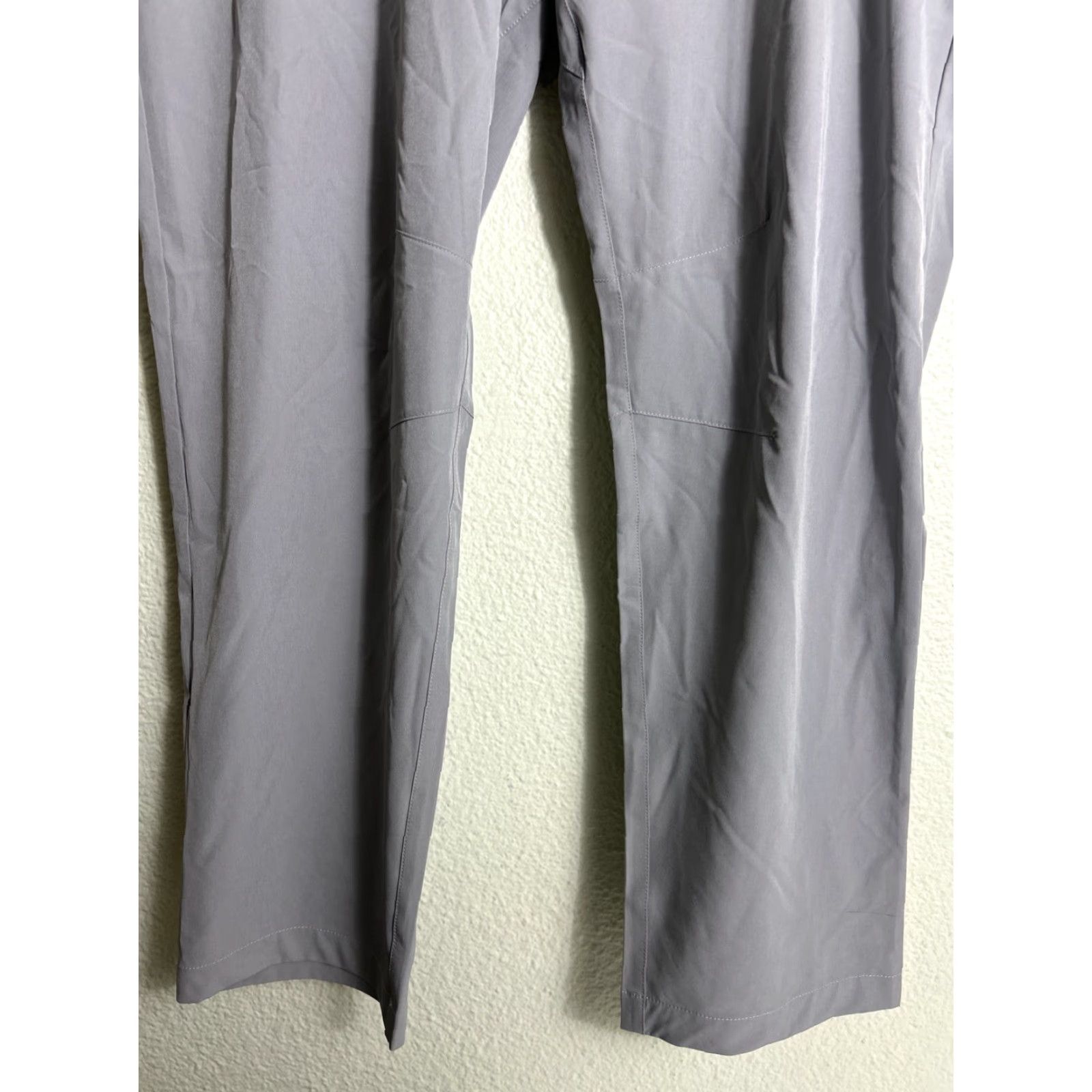 Fabletics Fabletics Mens Pants Gray Nylon Spandex 42x31 Activewear Leisure Regular 2XL Men Size US 39 - 2 Thumbnail