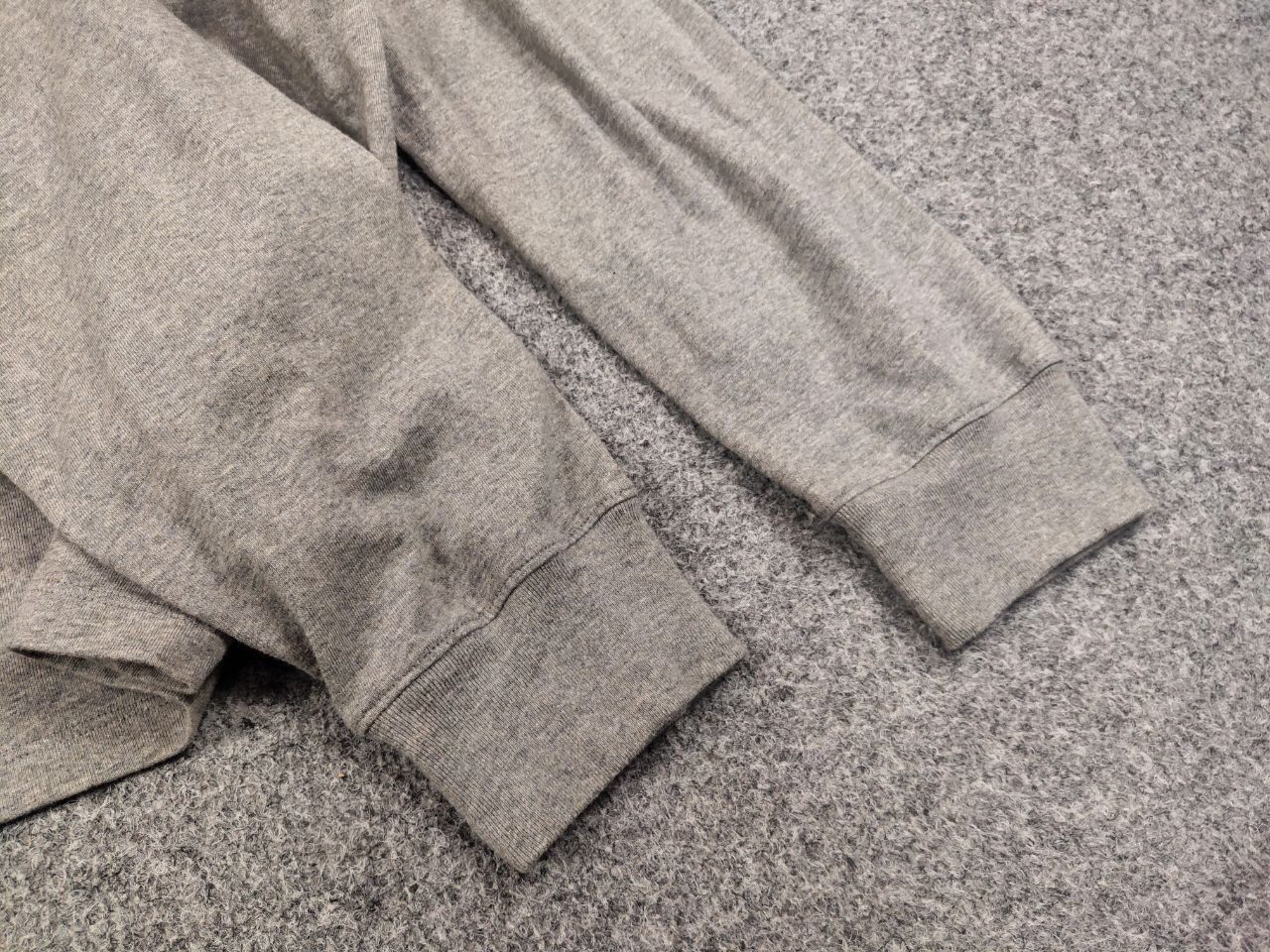 Fear of God Essential Fear Of God Authentic Classic Logo Long Sleeve Size US M / EU 48-50 / 2 - 11 Thumbnail