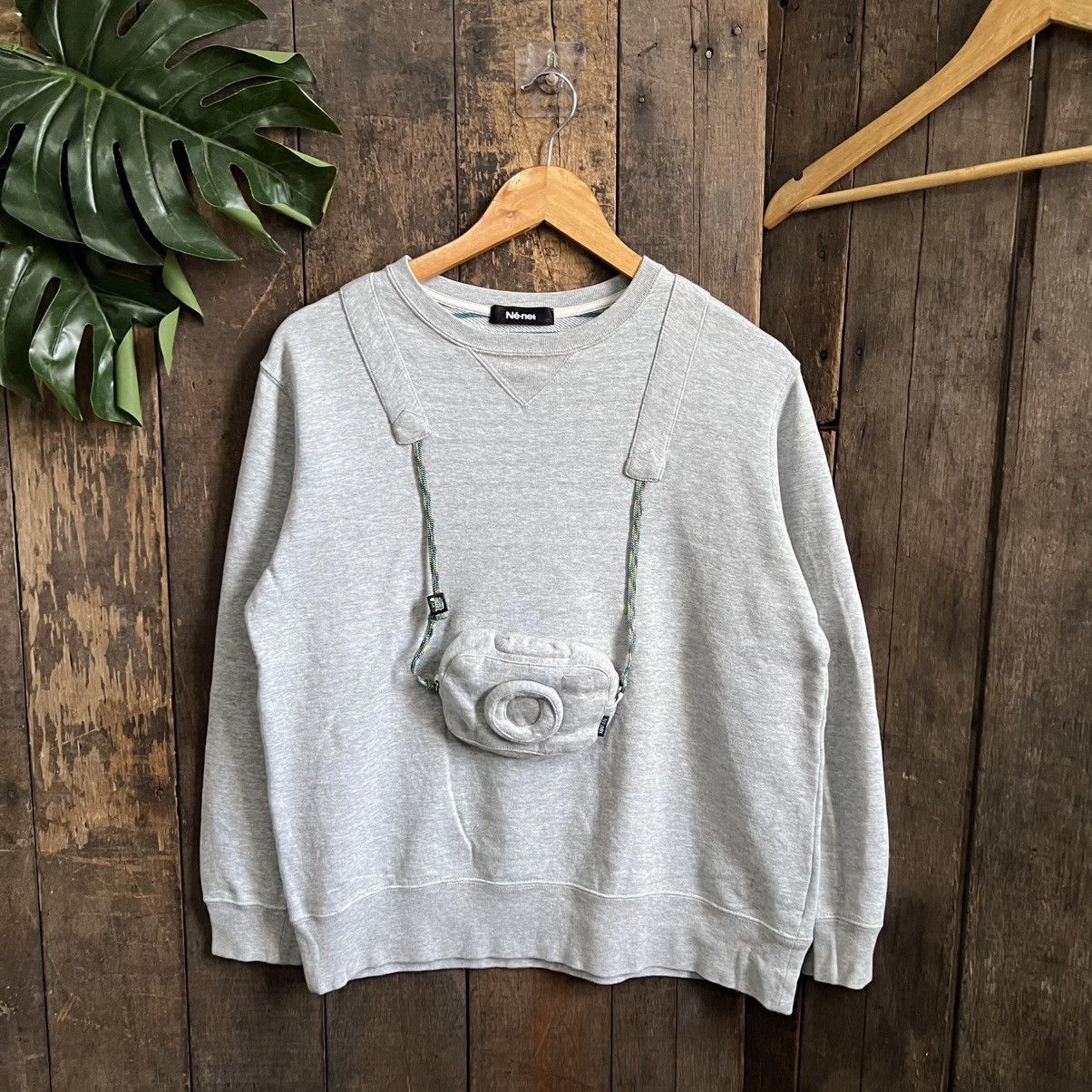 Ne-Net Ne-net camera crewneck Size US S / EU 44-46 / 1 - 1 Thumbnail