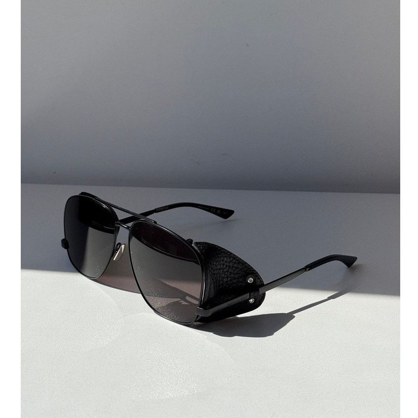 Saint Laurent Paris NEW Saint Laurent SL653 Leon Shield Aviator Sunglasses Black Size ONE SIZE - 1 Thumbnail