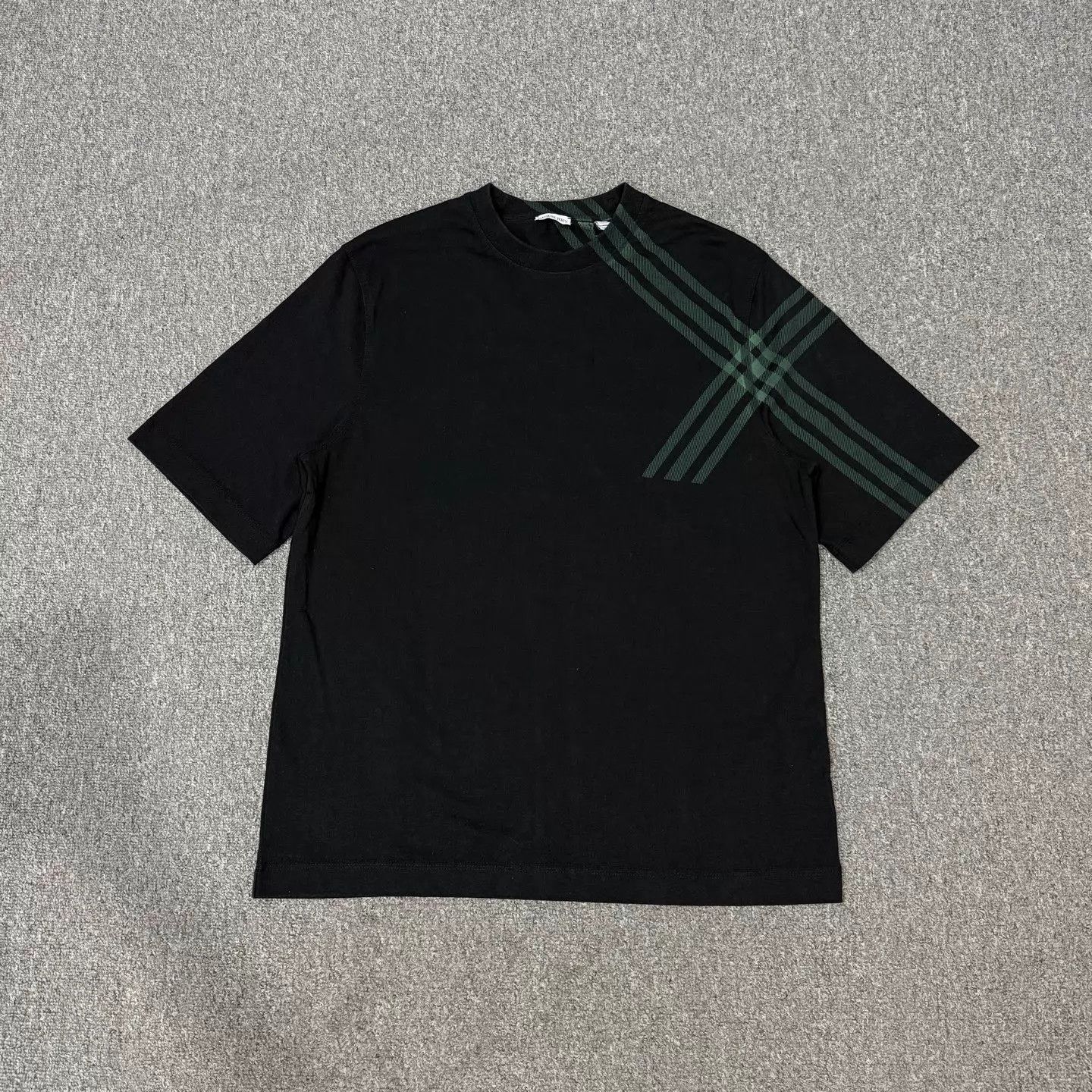 Burberry Burberry TB Stripe Short Sleeve L 99 New Size US L / EU 52-54 / 3 - 1 Thumbnail