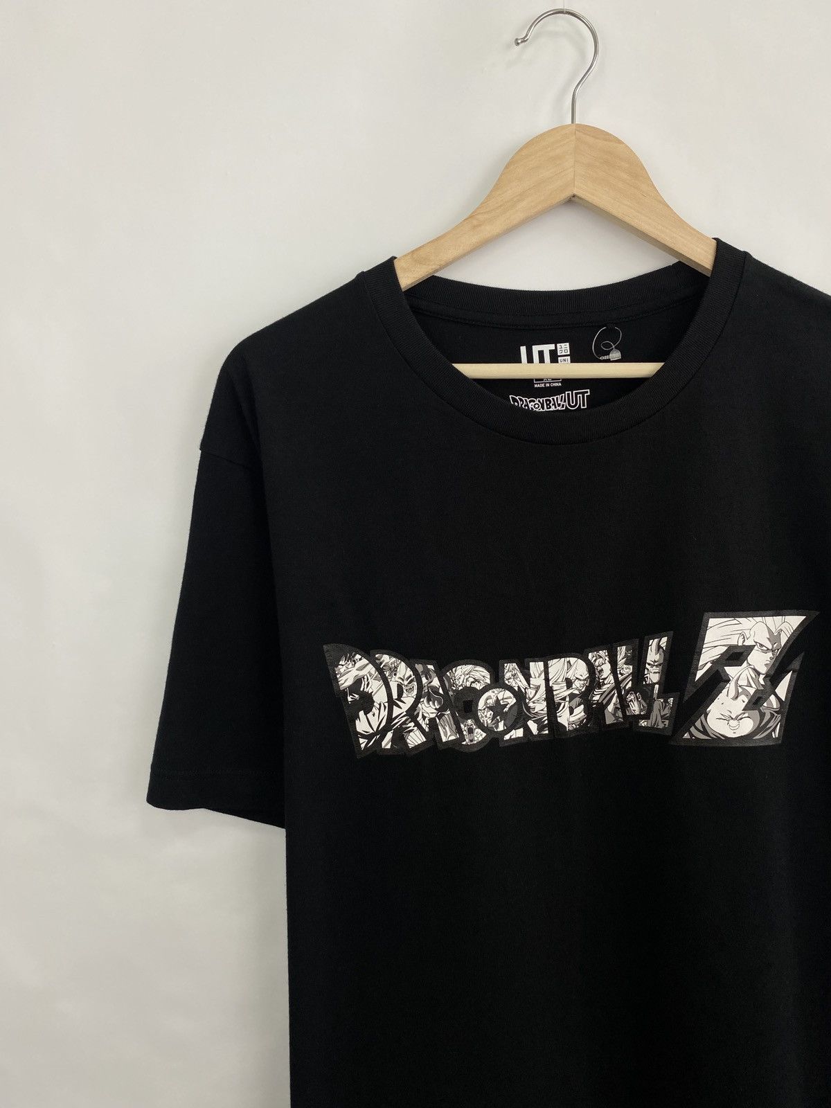 Uniqlo Uniqlo Dragon Ball Goku Y2K cw21 t-shirt hype Size US XL / EU 56 / 4 - 2 Thumbnail