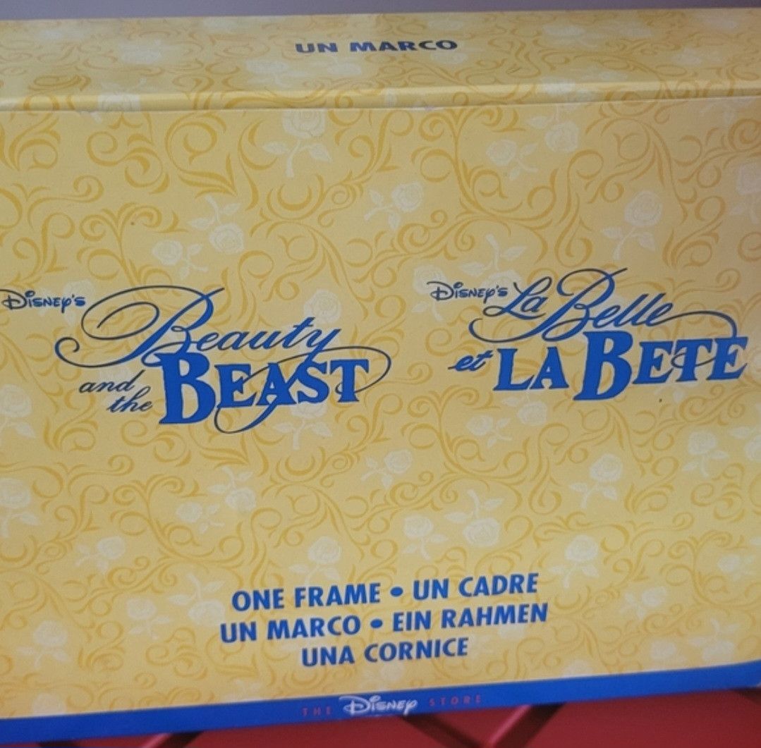 Disney NIB Vintage Disney's Beauty and the Beast Picture Frame Size ONE SIZE - 4 Thumbnail
