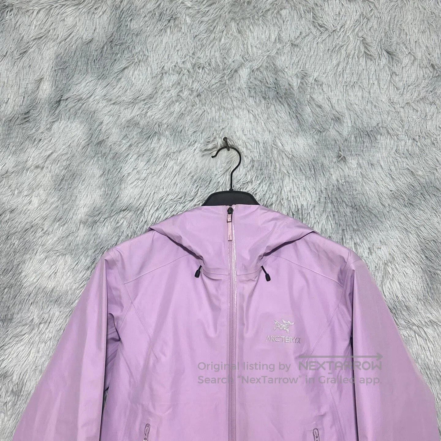 Arc'teryx arcteryx beta lt hooded jacket in storm purple. Size US M / EU 48-50 / 2 - 3 Thumbnail