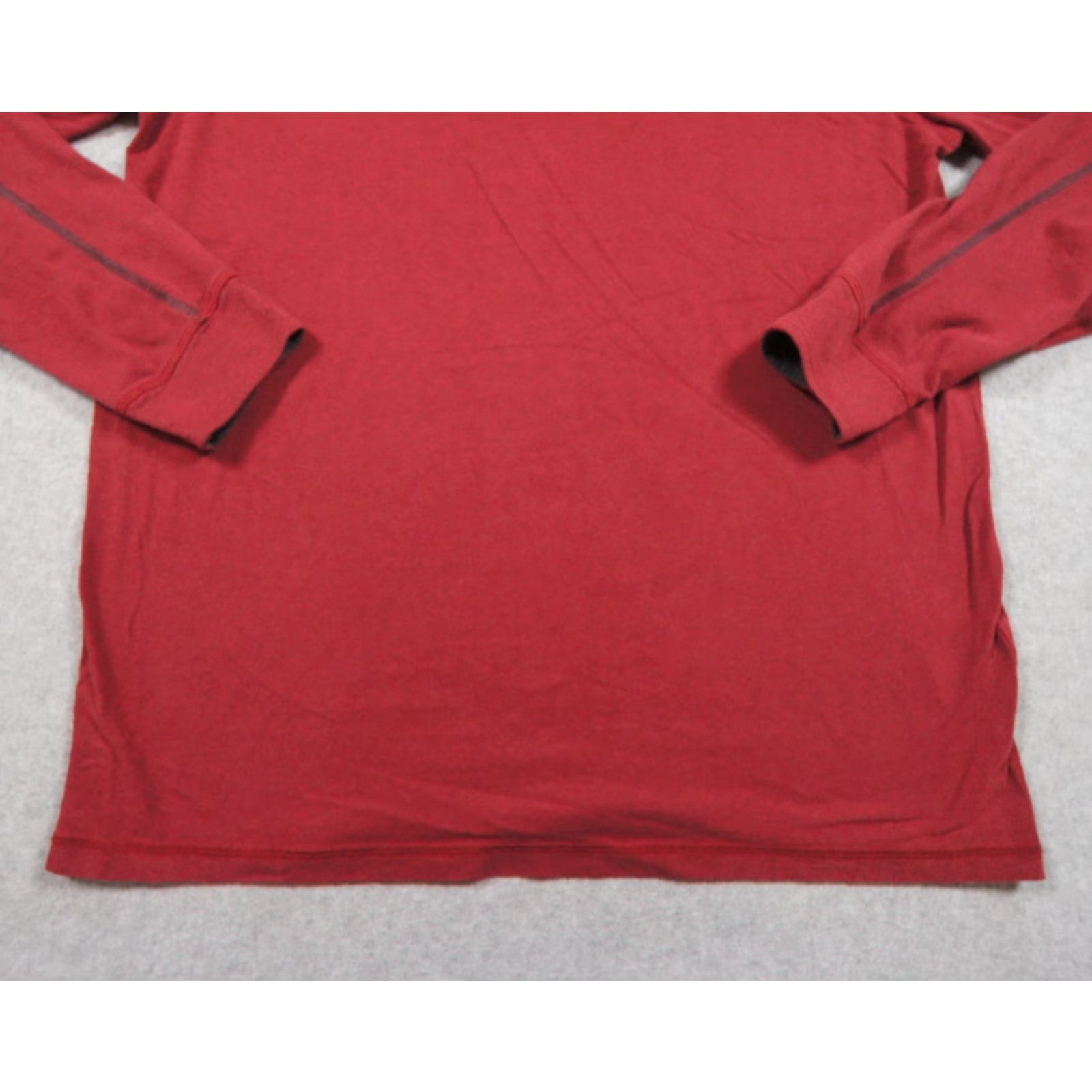 Vintage VINTAGE TASC Performance Shirt Mens Medium Red Long Sleeve 1/4 Zip Outdoor Bamboo Blend shirt Mens M Red 1/4 Zip Outdoor Built-In Logo Size US M / EU 48-50 / 2 - 3 Thumbnail