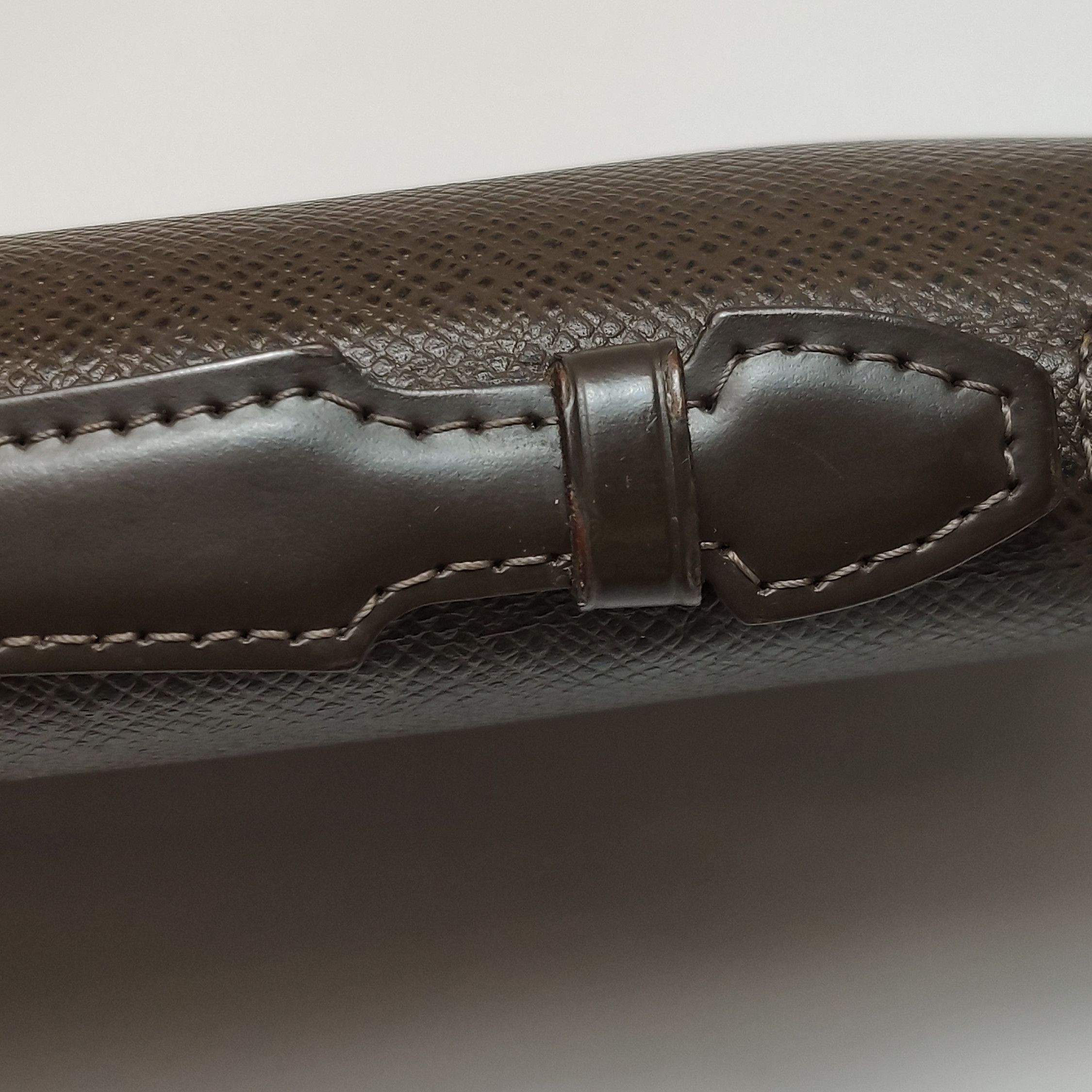 Louis Vuitton Louis Vuitton (LV) Atoll leather solid color clutch -y2506 Size ONE SIZE - 8 Thumbnail