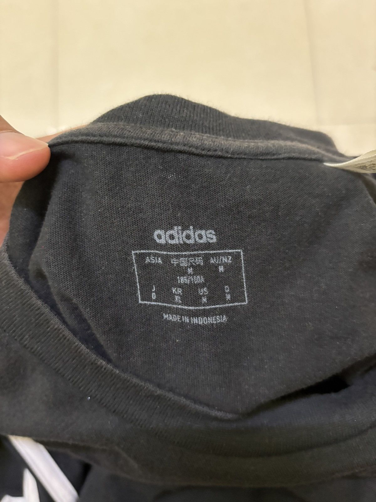 Adidas Adidas tshirt Size US S / EU 44-46 / 1 - 6 Thumbnail