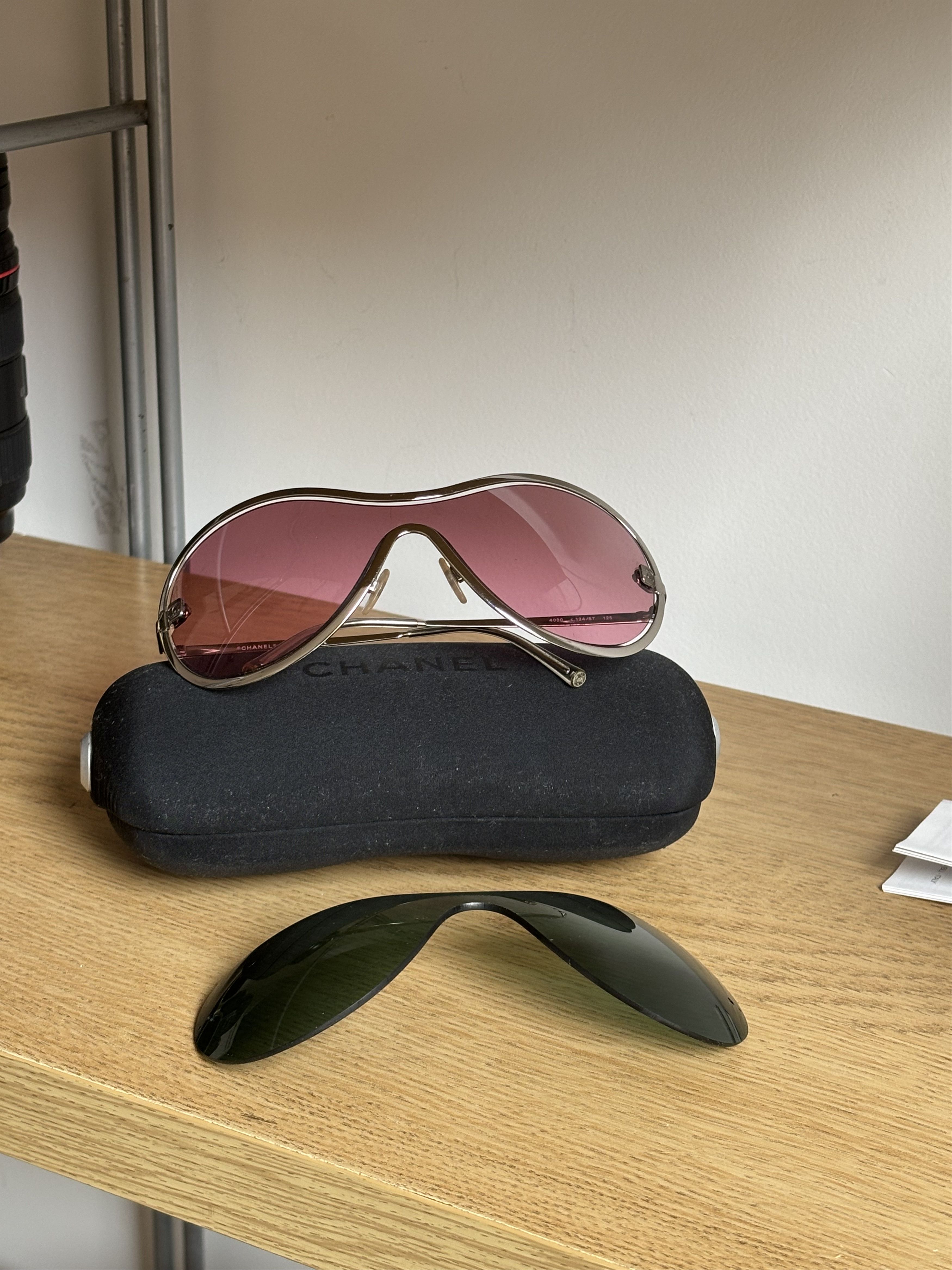 Chanel CHANEL SUNGLASSES 4030 Rhinestone 4017 Mask RI904 Size ONE SIZE - 4 Thumbnail