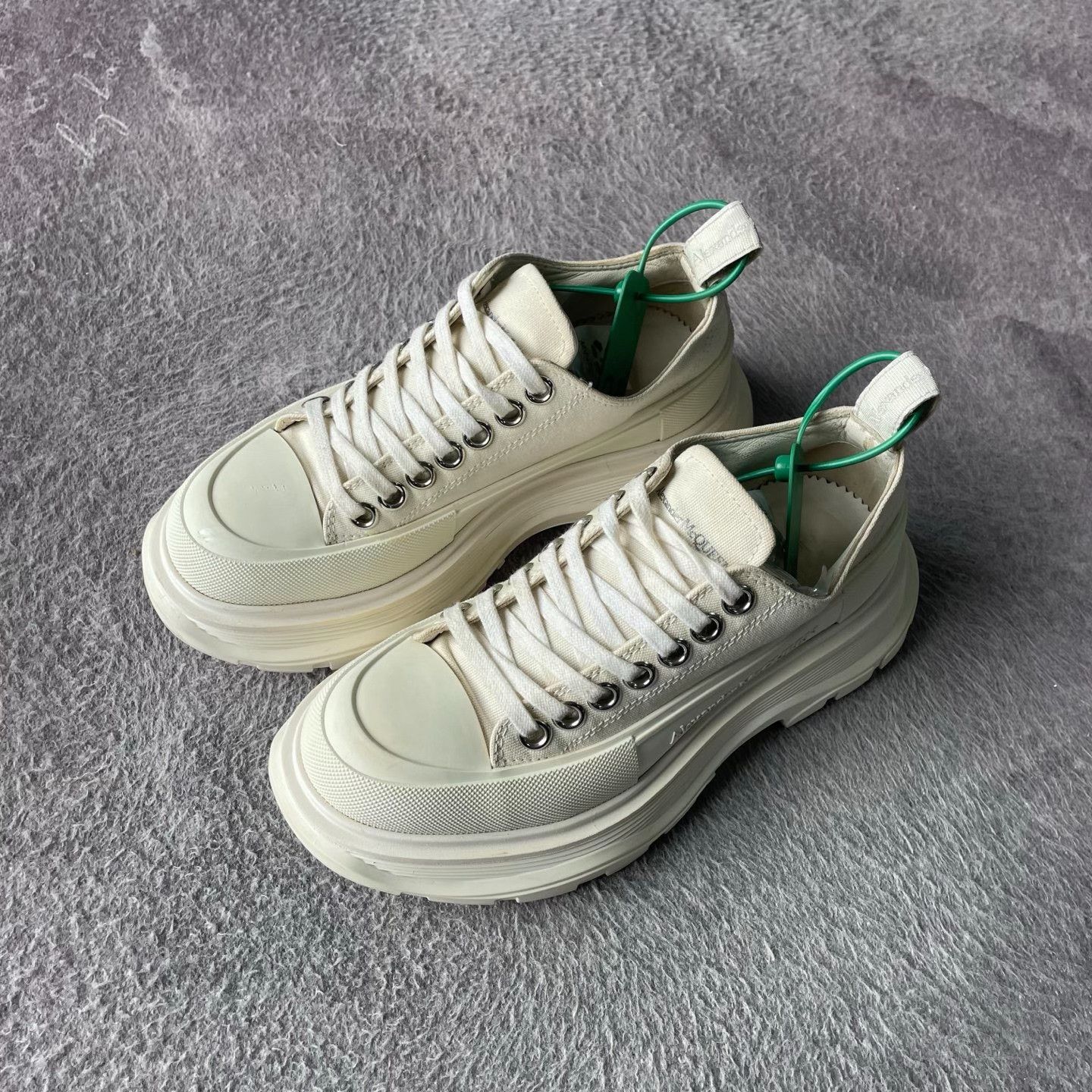 Alexander McQueen Alexander McQueen White Boots L Women Size US 8 / IT 38 - 1 Thumbnail