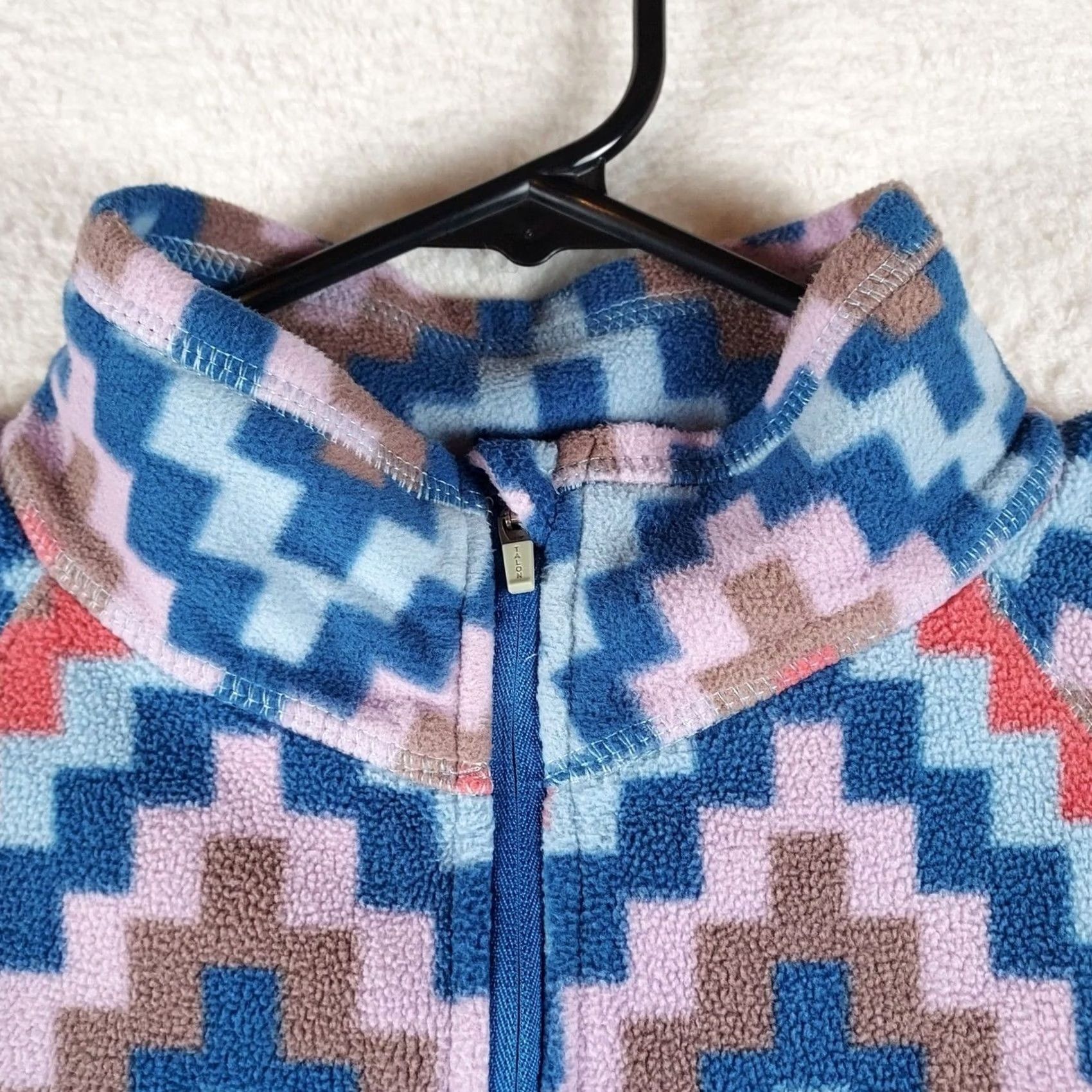 Eddie Bauer Eddie Bauer Women’s L Multicolor Fleece ¼-Zip Pullover Zigzag Print Outdoor Colorful Size L / US 10 / IT 46 - 4 Thumbnail