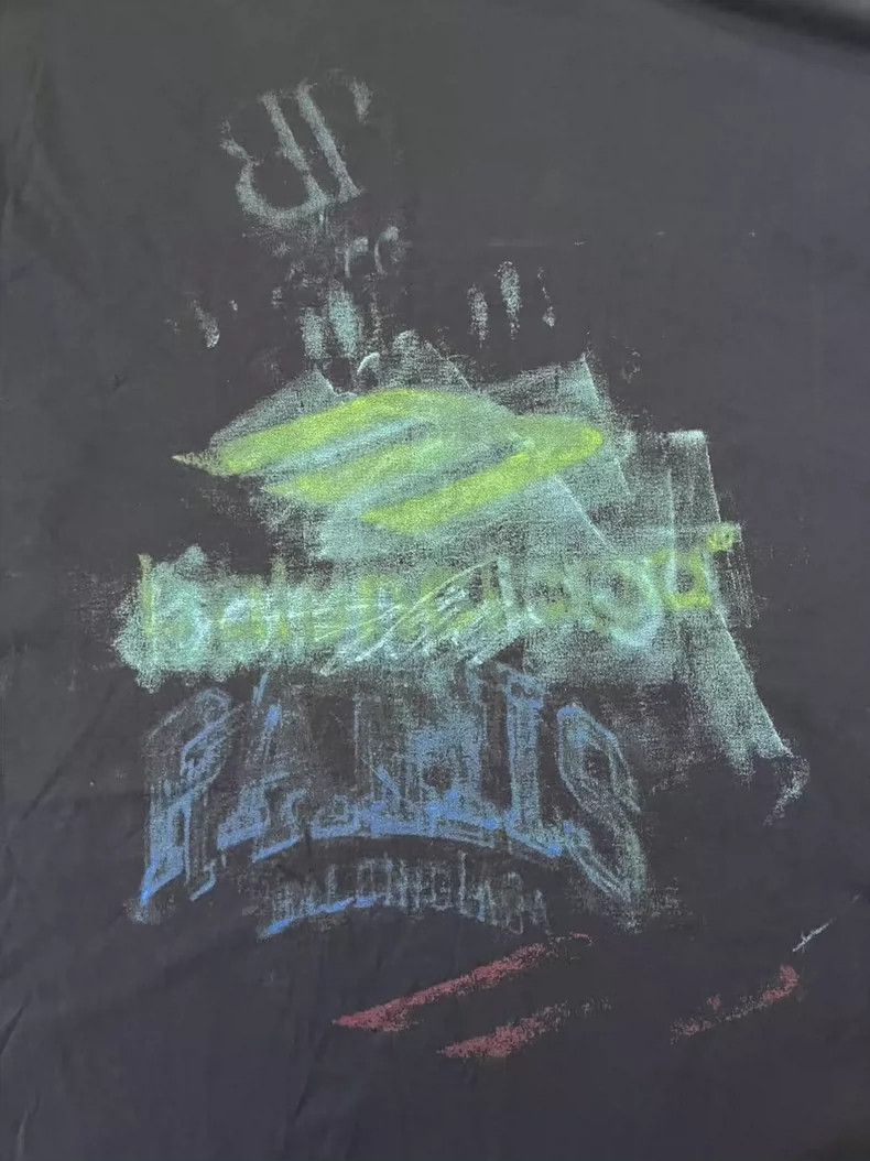 Balenciaga Balenciaga Summer Collection Faded Crew Neck Printed Short Size US L / EU 52-54 / 3 - 3 Thumbnail
