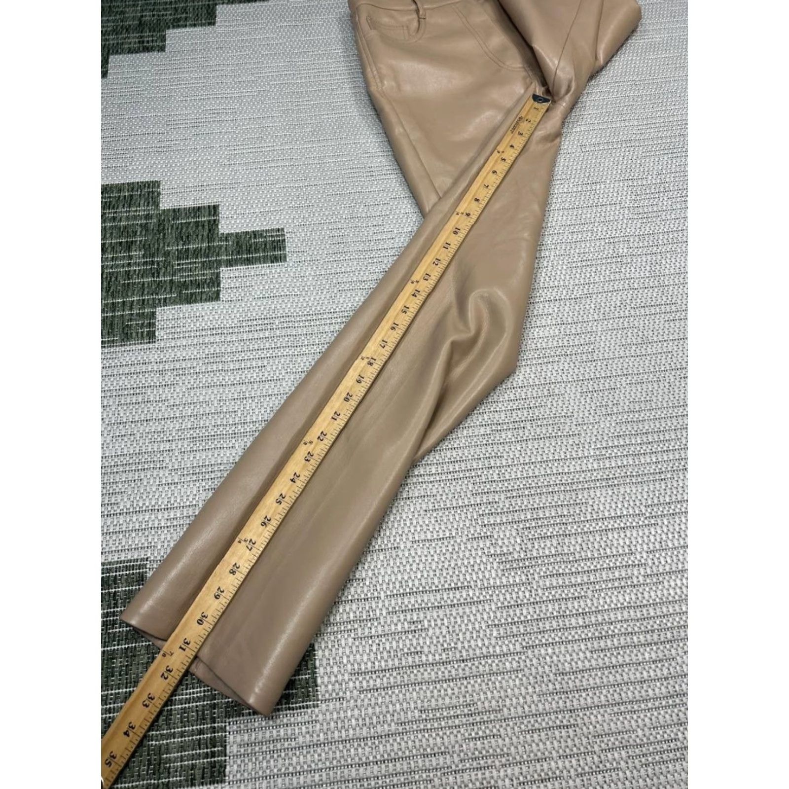 Vintage Wilfred Vegan Leather Melina Pants Womens 6 Beige Mid Rise Straight Leg Stretch Size 28" / US 6 / IT 42 - 3 Thumbnail