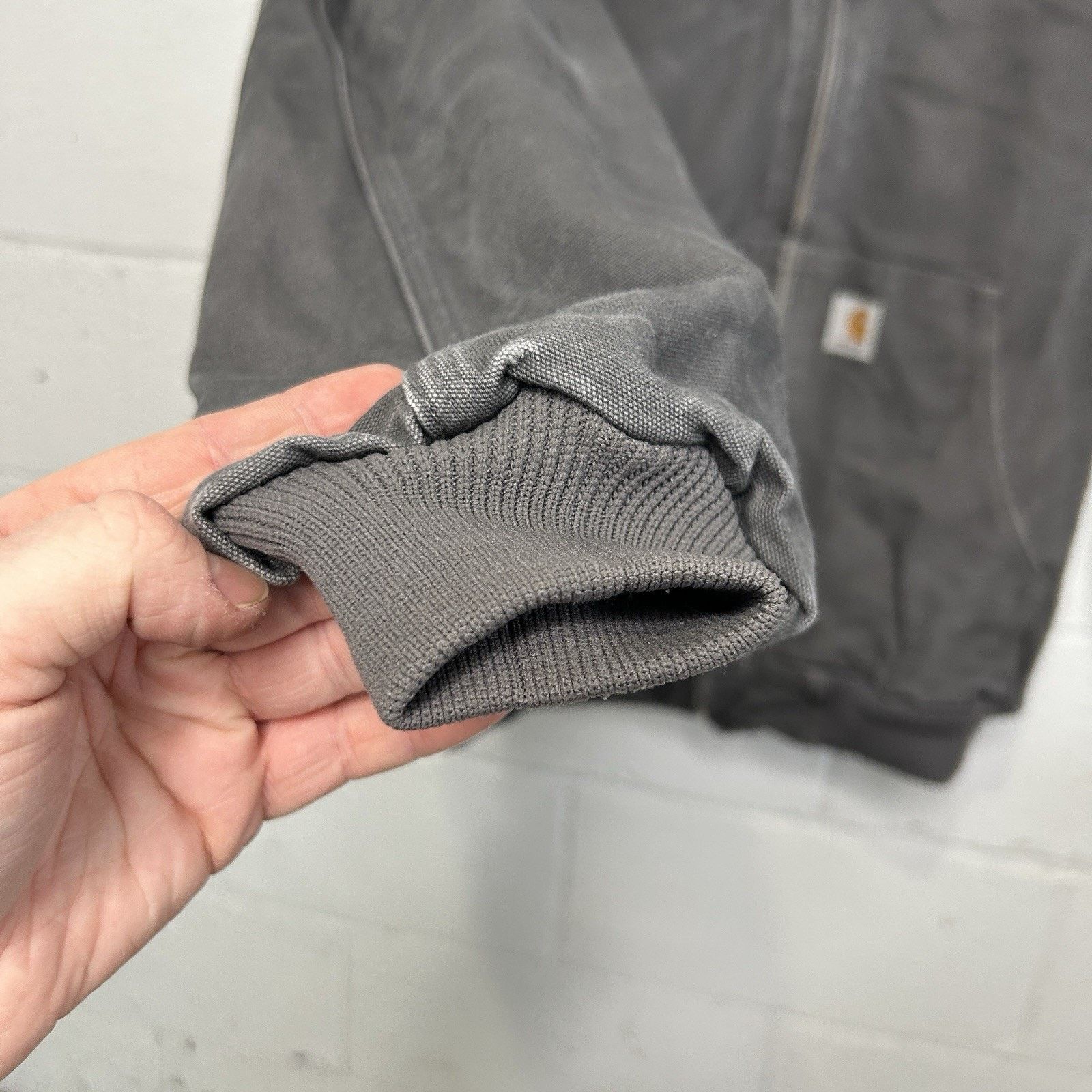Carhartt Carhartt Quilted Hooded Active Jacket “Gravel/Grey” J140-GVL Size US L / EU 52-54 / 3 - 7 Thumbnail